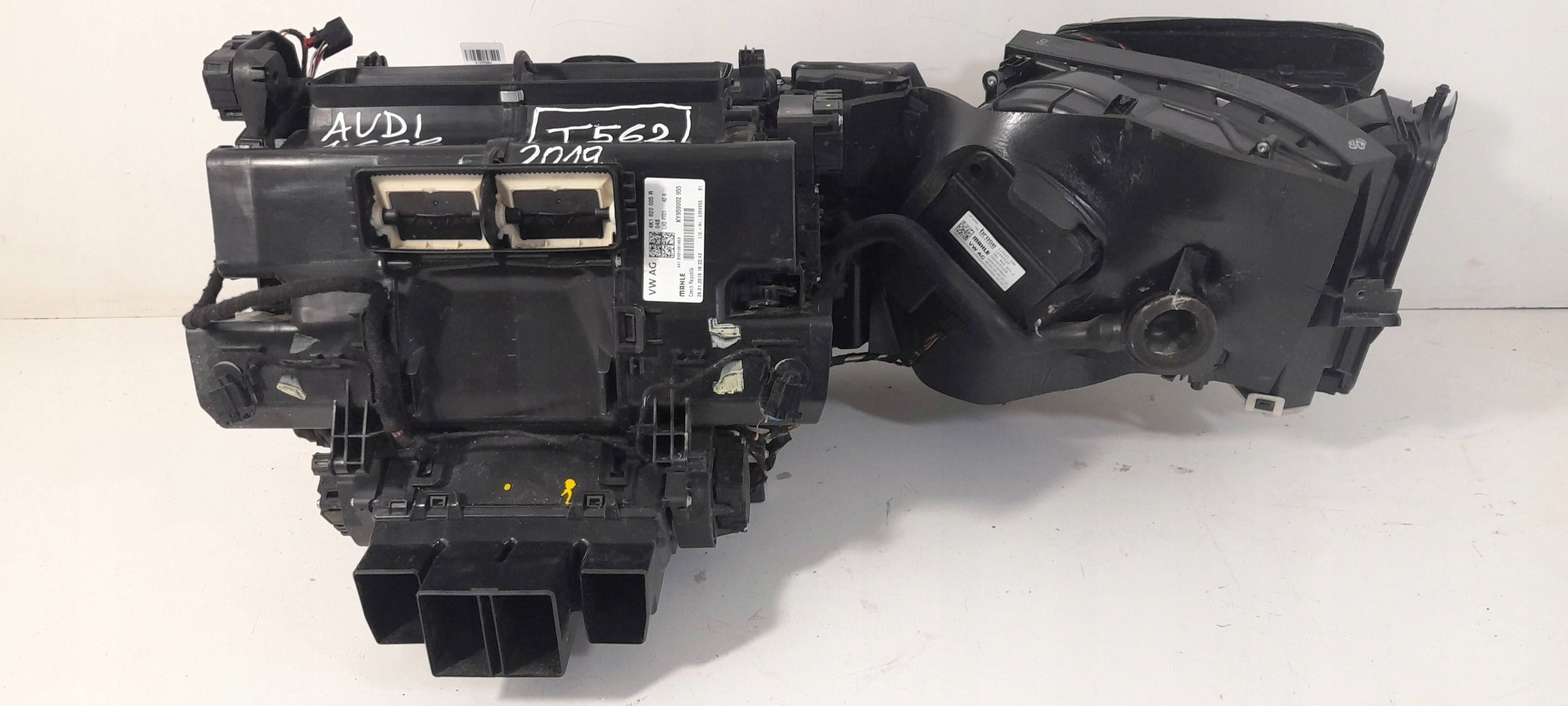 Audi A6 S6 C8 4K heater complete 4M1820021C (T562)