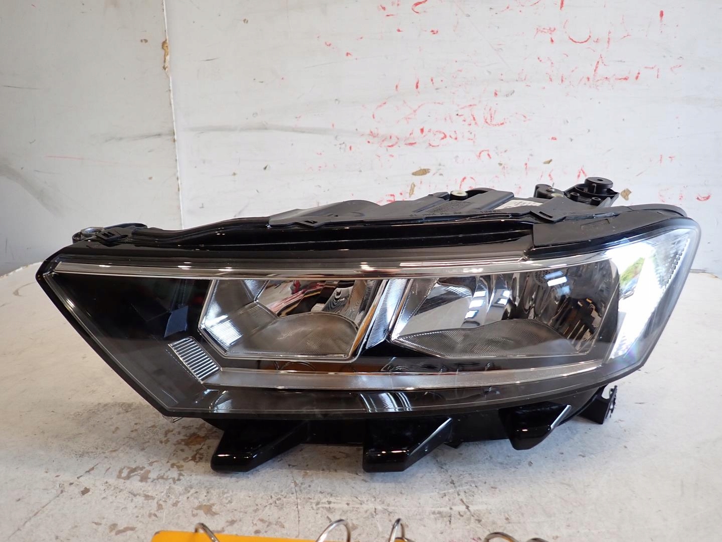 light front front left VW T-ROC 2017- 2GA941005B