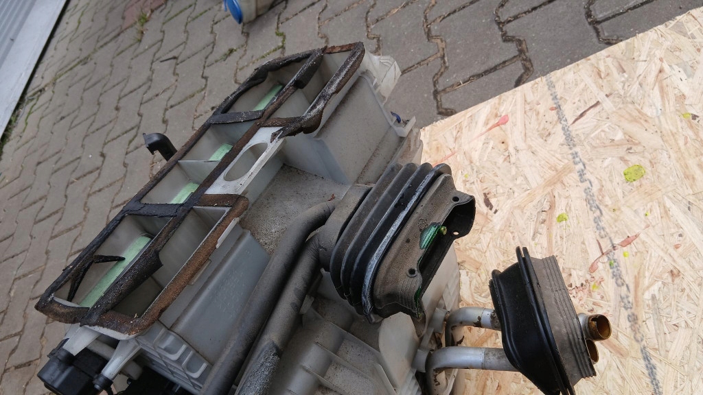радиатор отопителя opel Vectra C 495026593