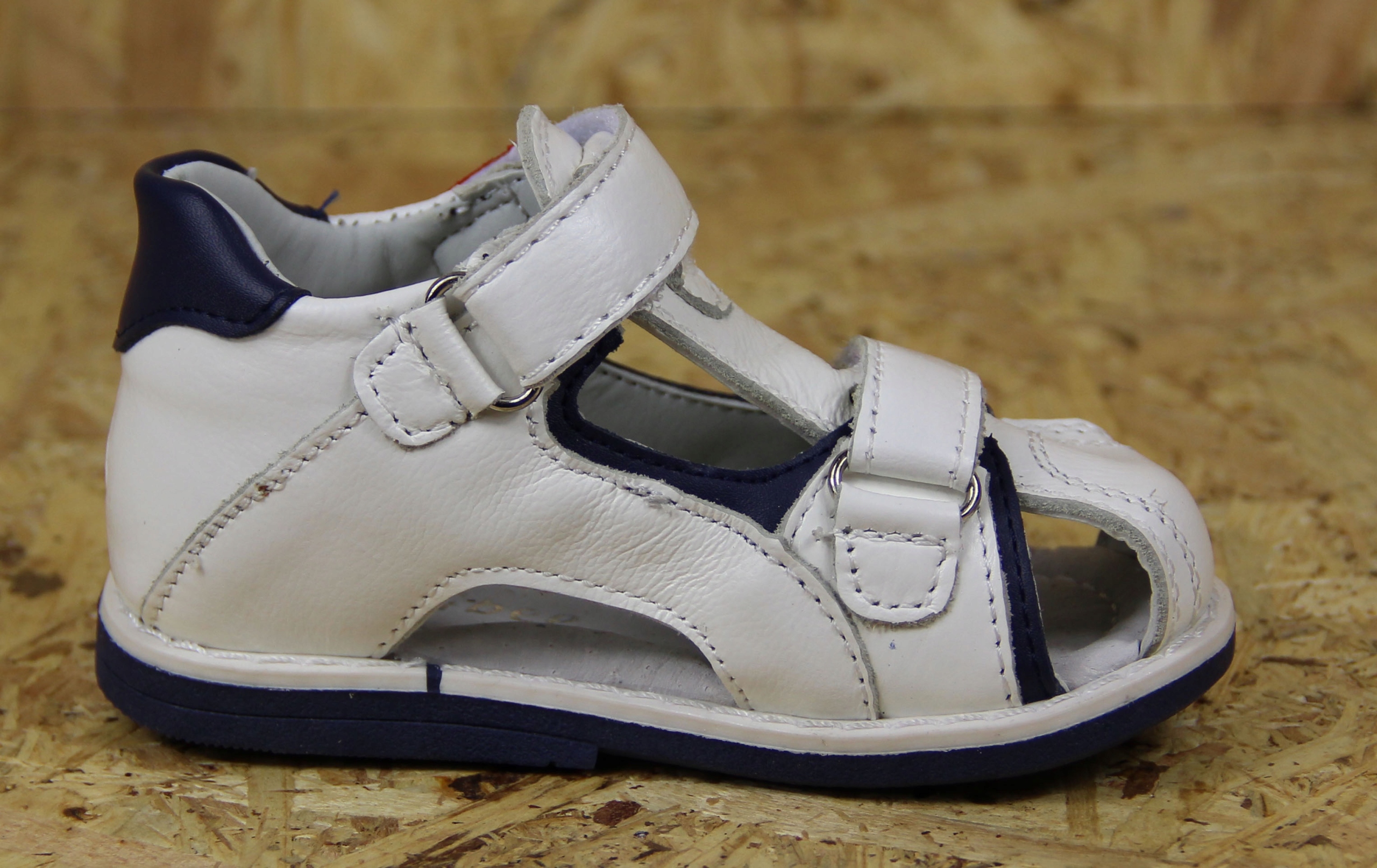 Sandałki CLIBEE r.20/12,2cm 100% skóra naturalna Rozmiar 20