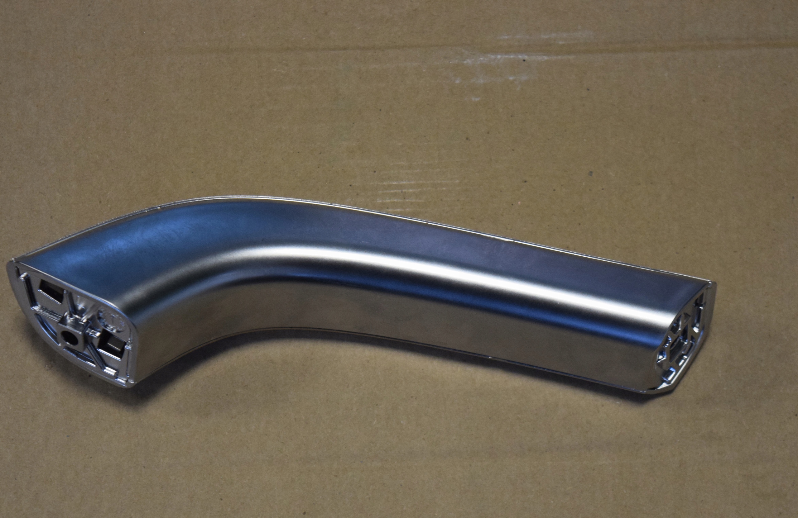 РУЧКА ДВЕРИ ВОДИТЕЛЯ MAN TGX