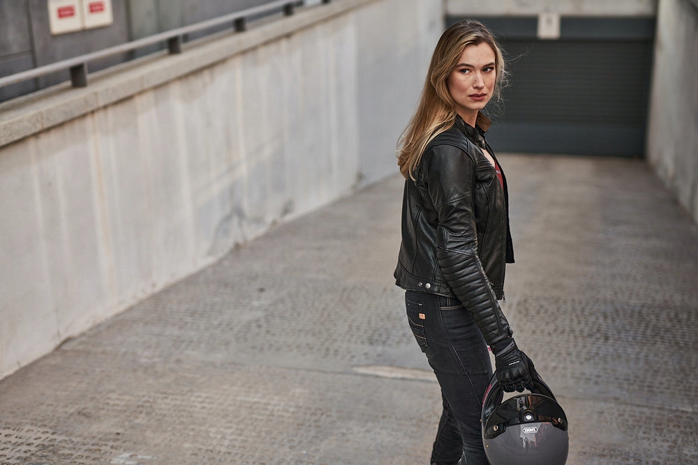 DAMSKIE SPODNIE JEANS SHIMA DEVON BLACK LADY r 28L Materiał jeans