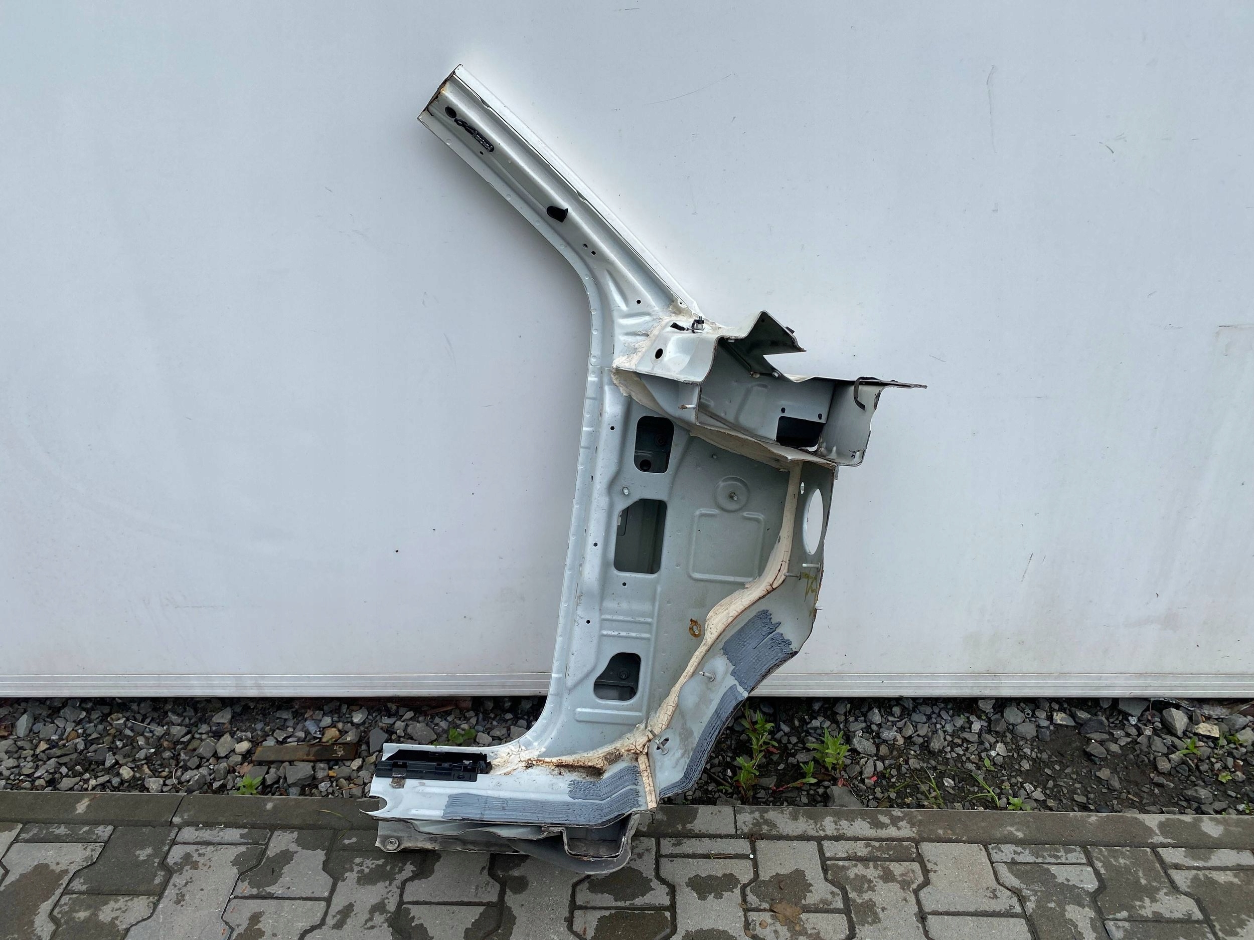 quarter front left Cadillac Escalade IV 2015+