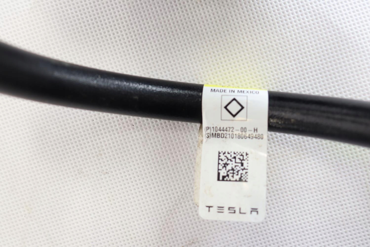 TESLA MODEL 3 LIFT SPREZYNA AMORTYZATORA TYLNA Car type Passenger cars