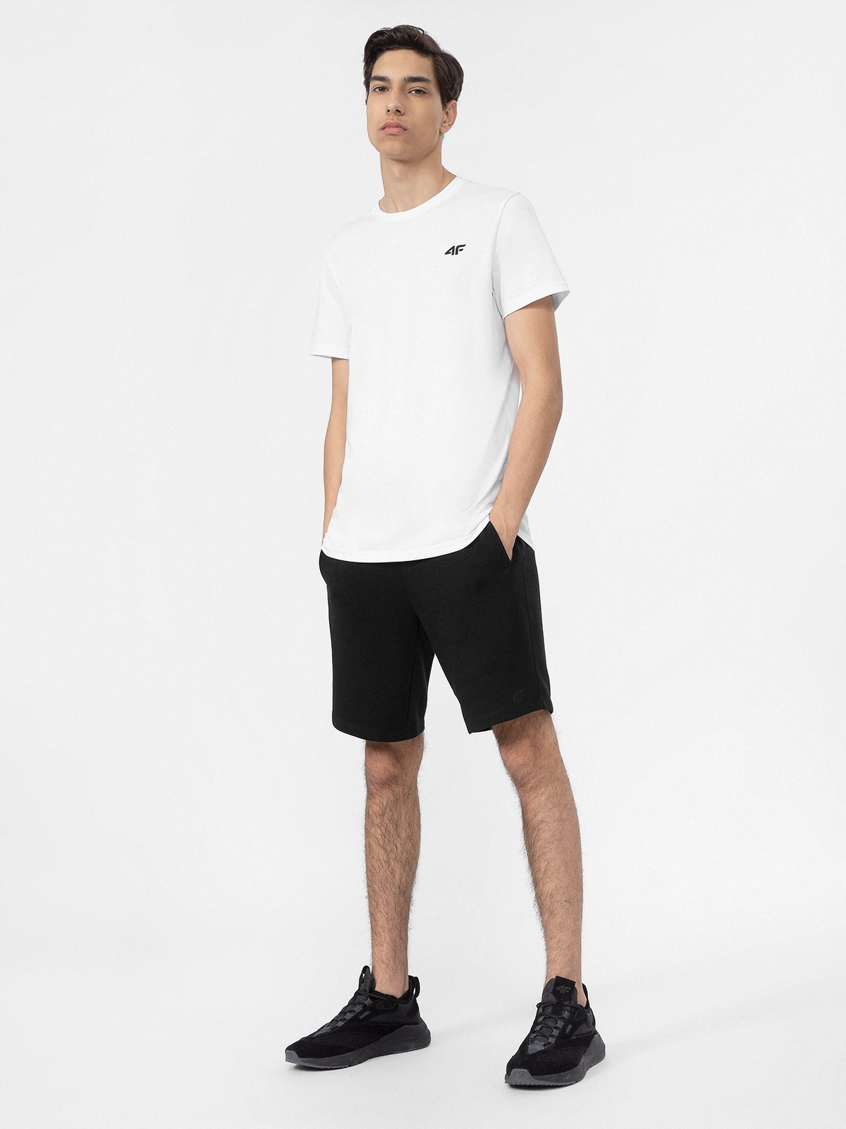 

Spodenki 4F 4FMM00TSHOM025-20S-3XL