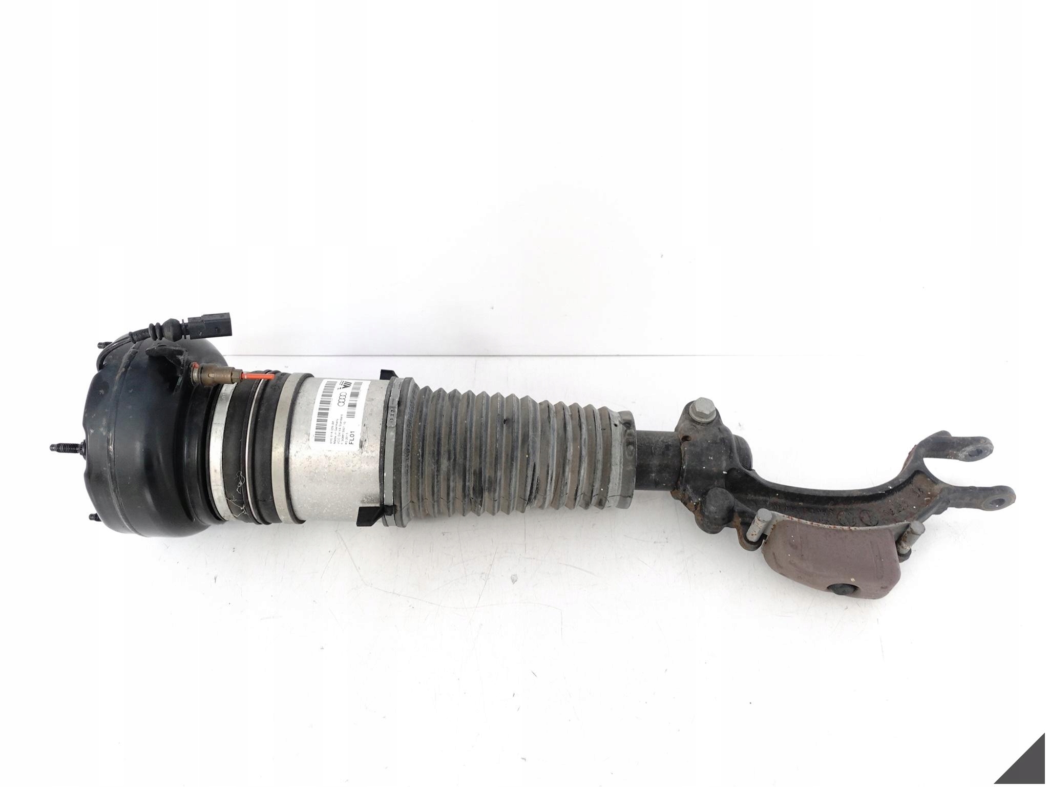AUDI A8 S8 4H0 D4 sususpension PNEUMATYCZNE shock absorber left front 74 KM