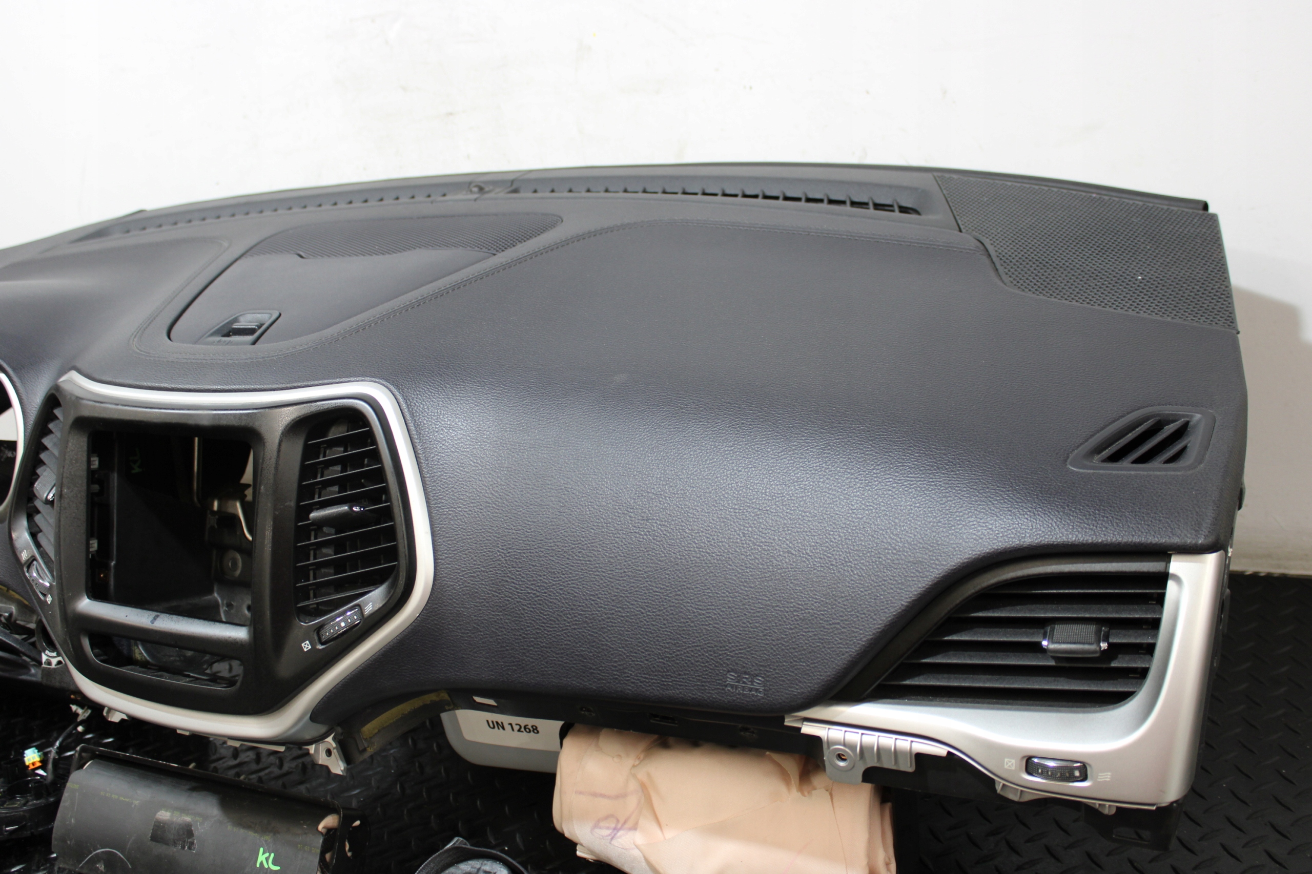 dashboard console airbag airbags JEEP CHEROKEE KL