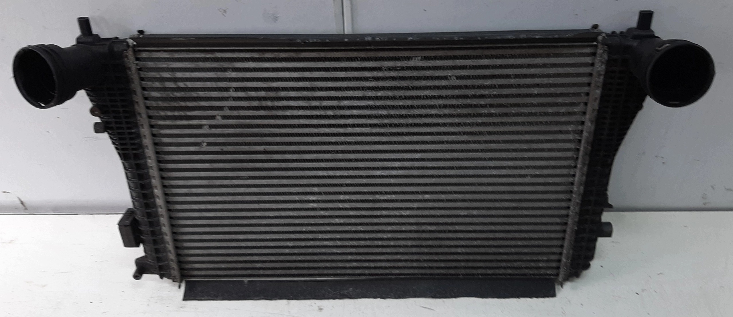 VW PASSAT B6 Kühler luft INTERCOOLER OE 3C0145805G