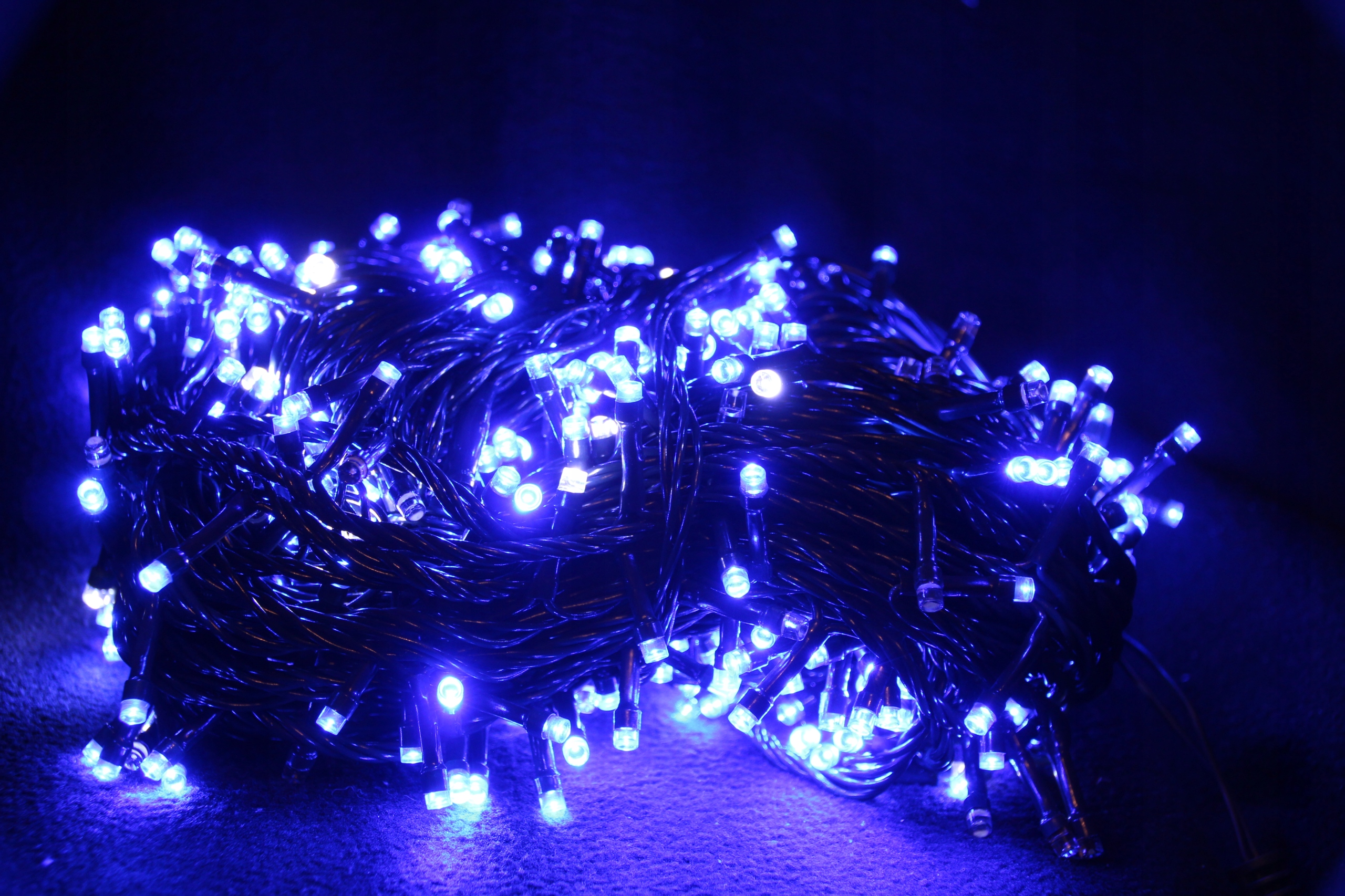 LAMPKI CHOINKOWE 300 LED NIEBIESKI + BIAŁY FLASH