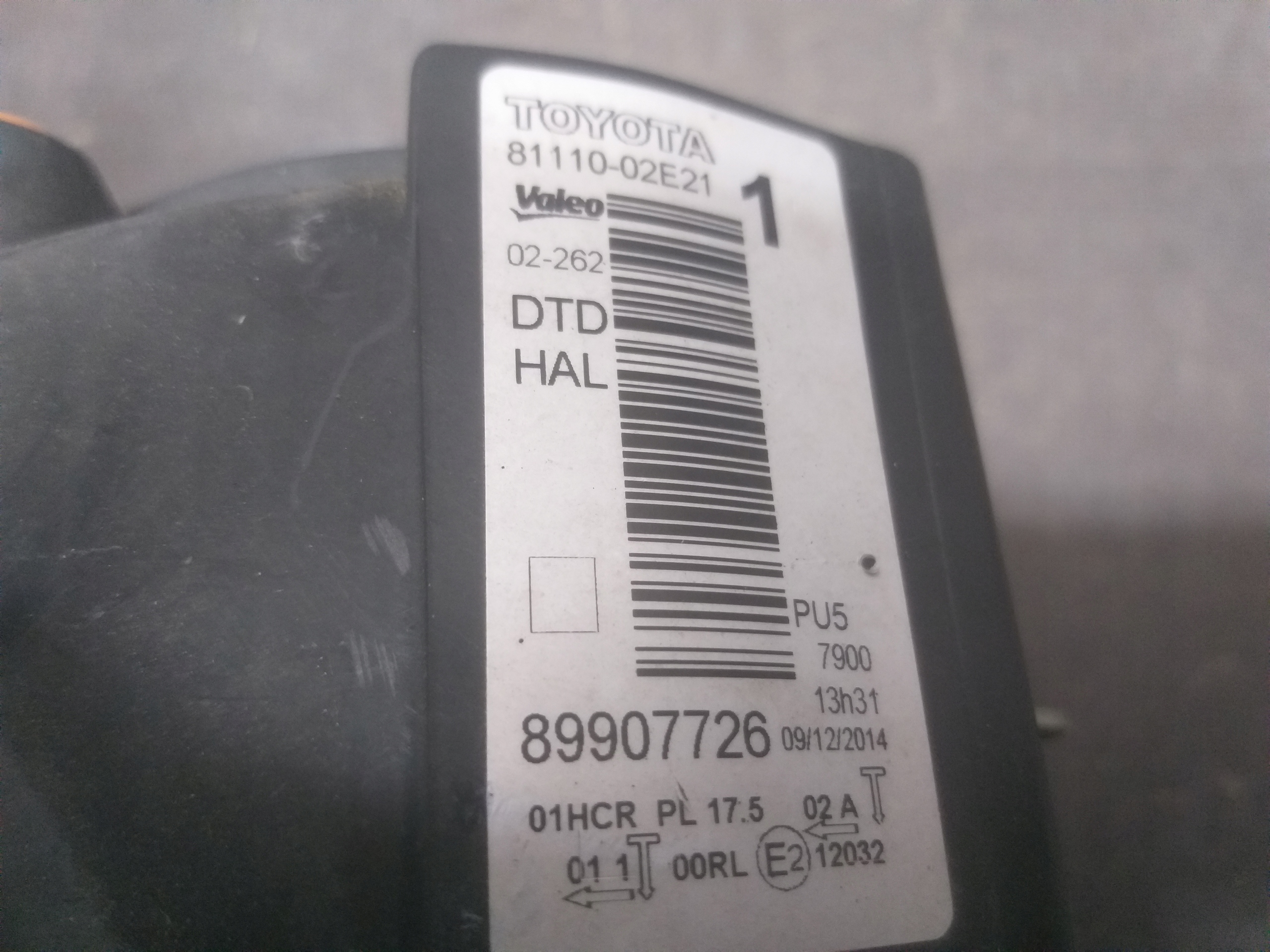 light front right TOYOTA AURIS II 2 12-15 lens 81110-02E21