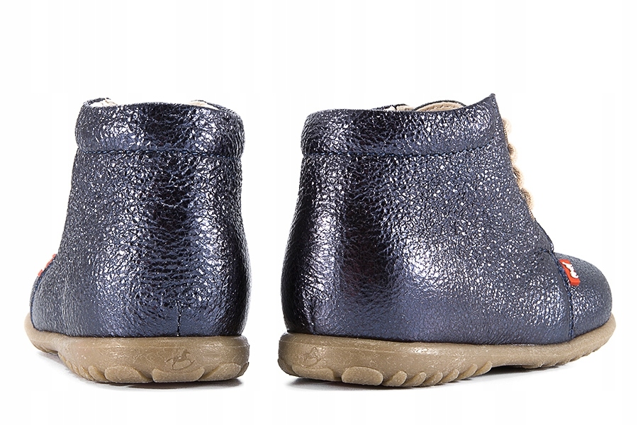 EMEL E2410A-4 TRZEWIKI DZIEWCZĘCE PÓŁBUTY 19 Marka Emel