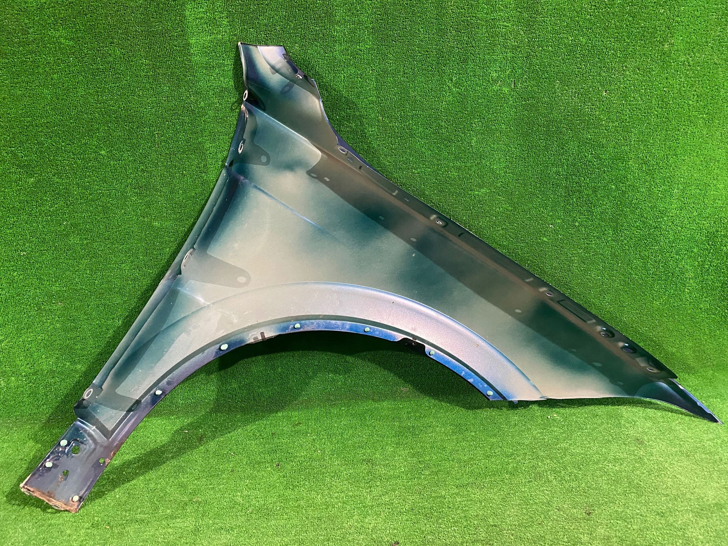 fender front left VW TOUAREG III 18