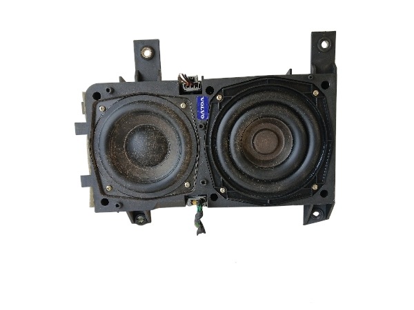 VOLVO V40 S40 and speaker SUBWOOFER 30630166
