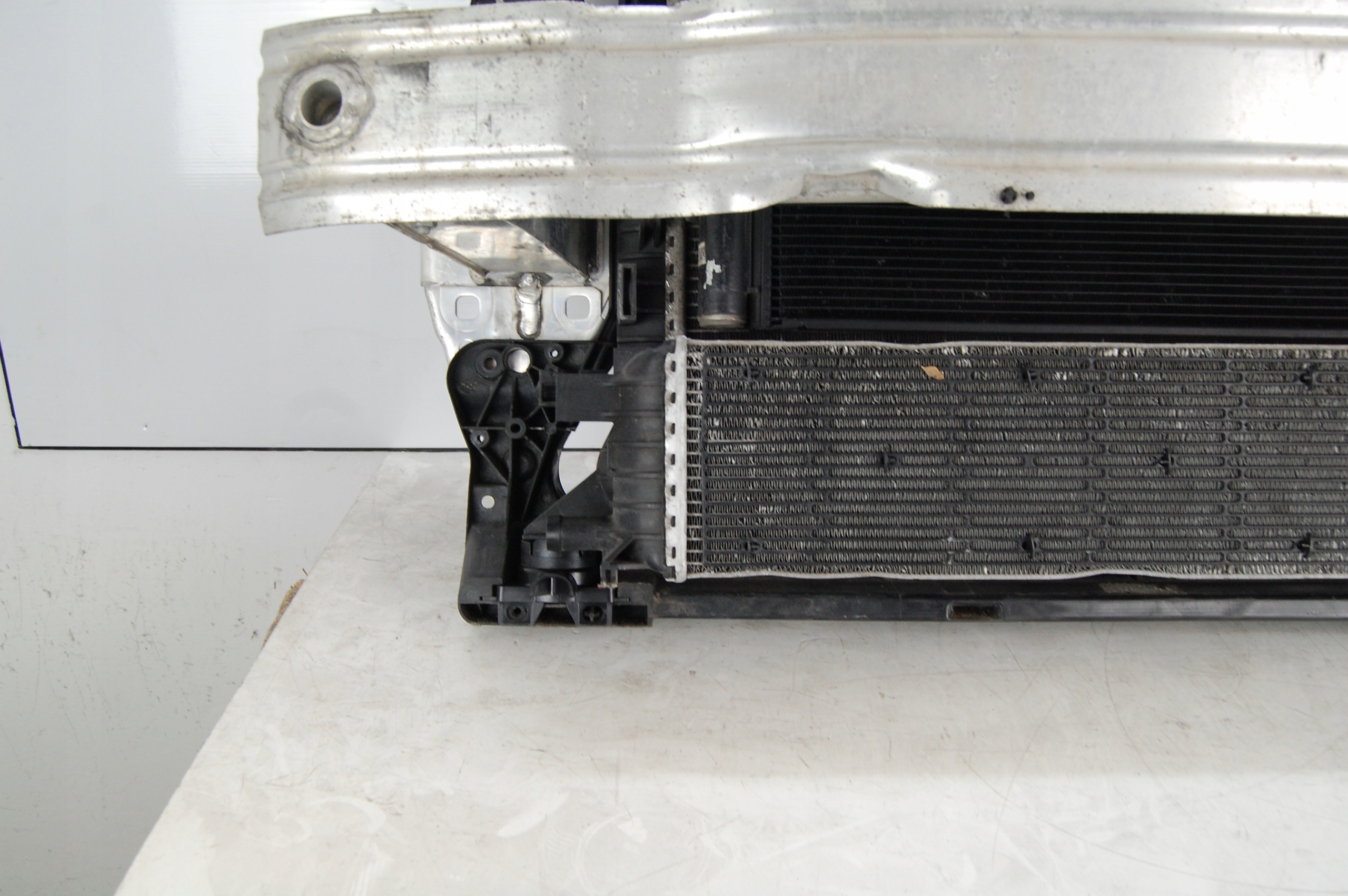 WZMOCNIENIE PAS AUDI A7 4G8 4G 3.0 TFSI 2012-2018 Typ samochodu Samochody osobowe