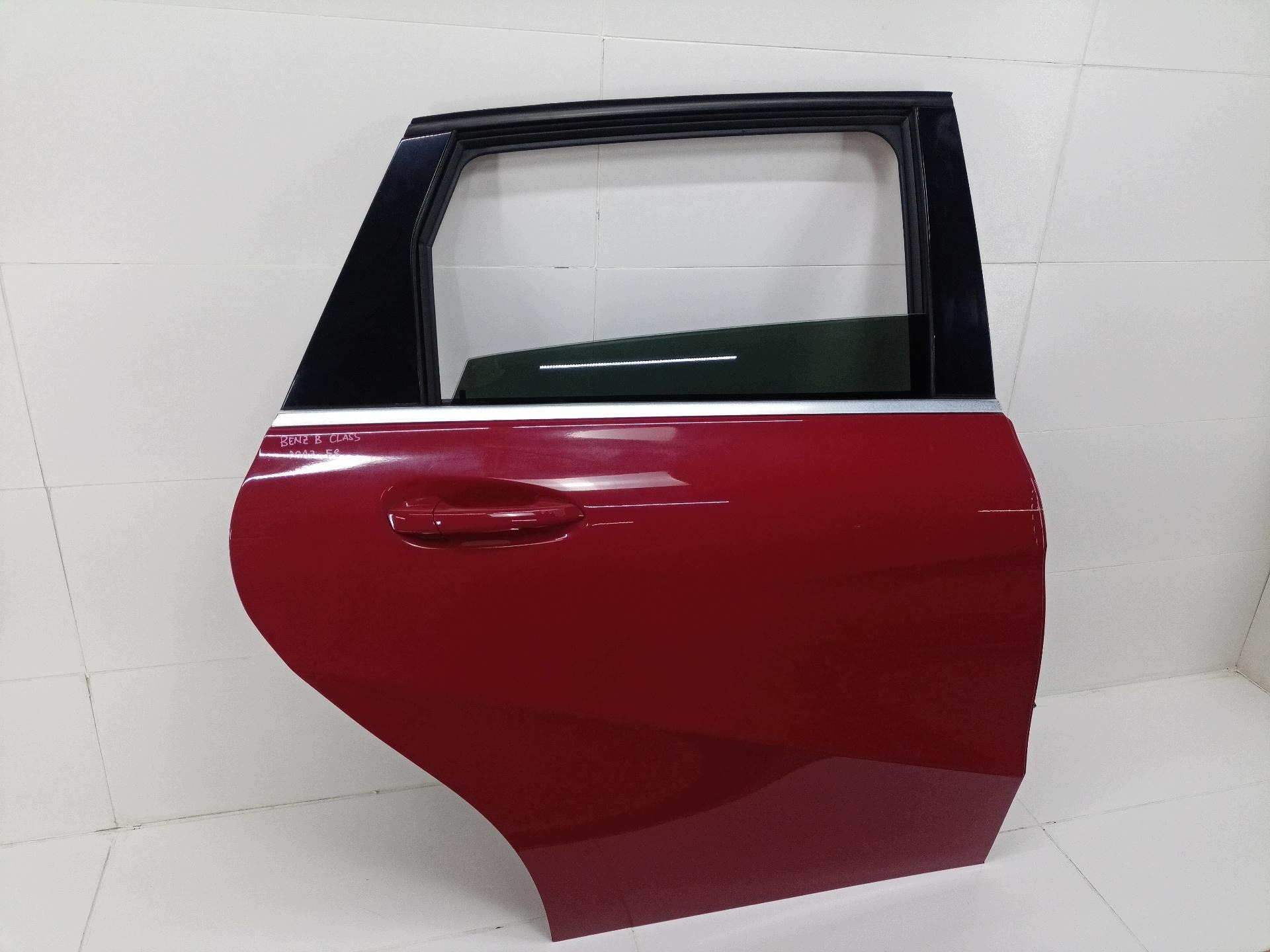 door rear part right side Mercedes-Benz B W246 2013