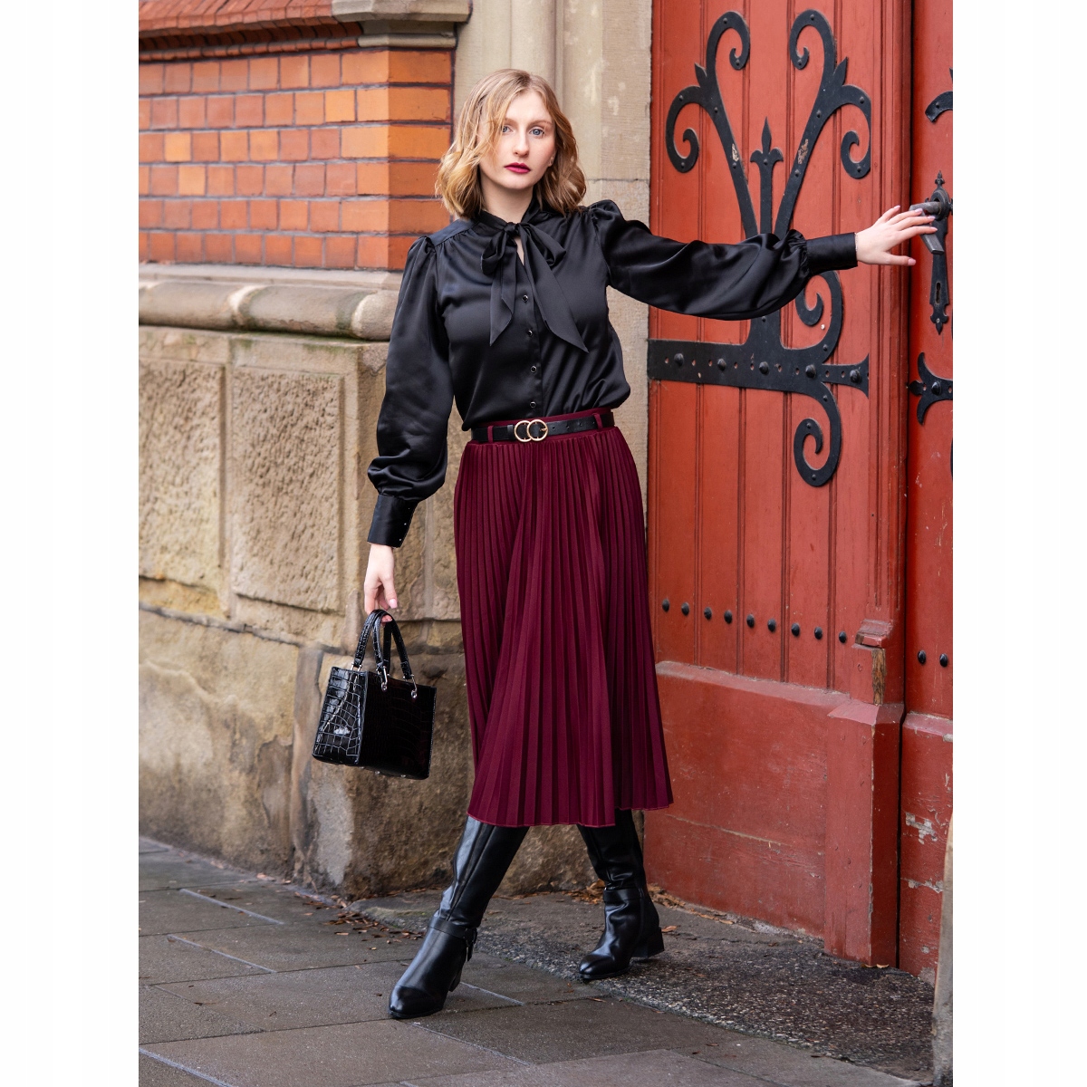 Kozaki OCIEPLANE długie wygodne oficerki SUWAK modna czerń Wojtyłko Rozmiar 37