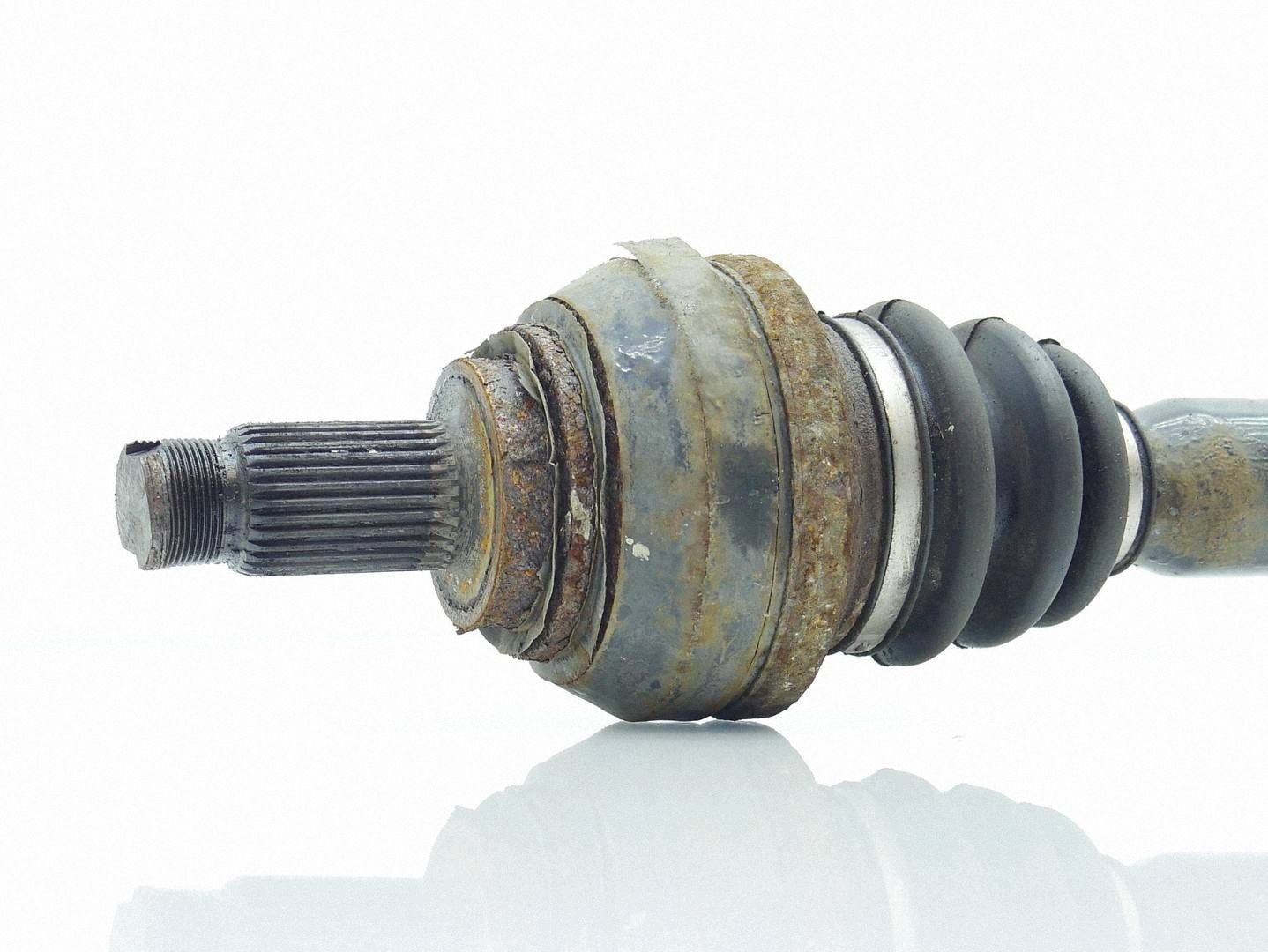 semi-axis semi-axis left rear part left rear BMW M3 E90 E92 E93 4.0 V8 S65 2283455