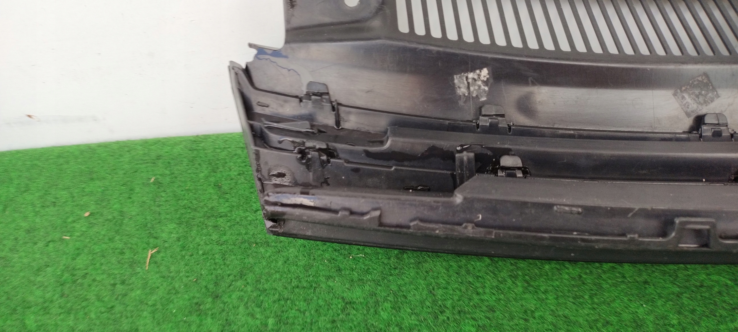 VW GOLF 6 VI KOMBI front PREKLADgrill grid 1K9853653A K68/002