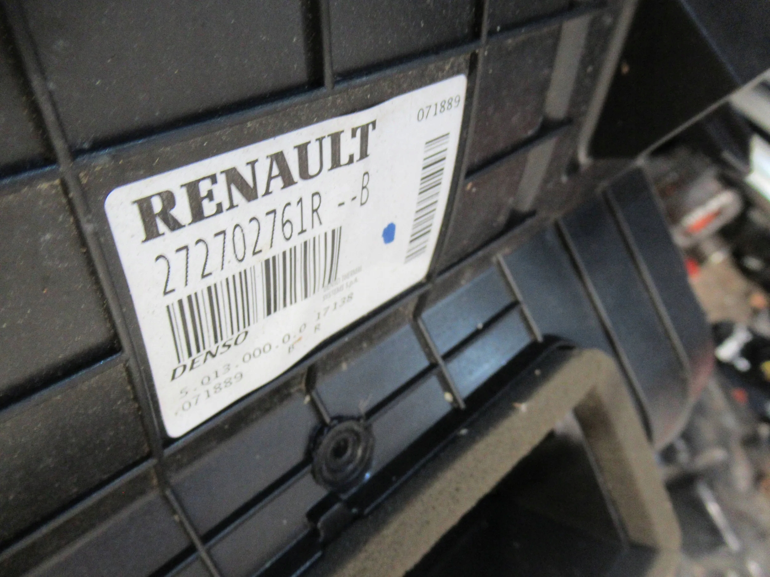 ohřívač 272702761R Renault Zoe