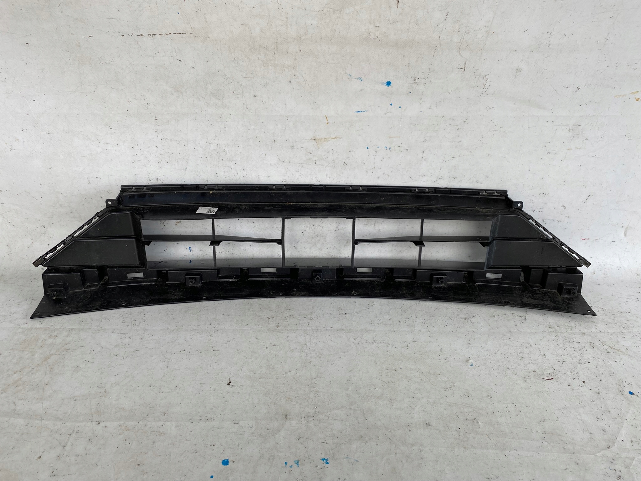 FORD KUGA MK3 ST-LINE 19- grid central lower bumper front LV4B-17K945-A