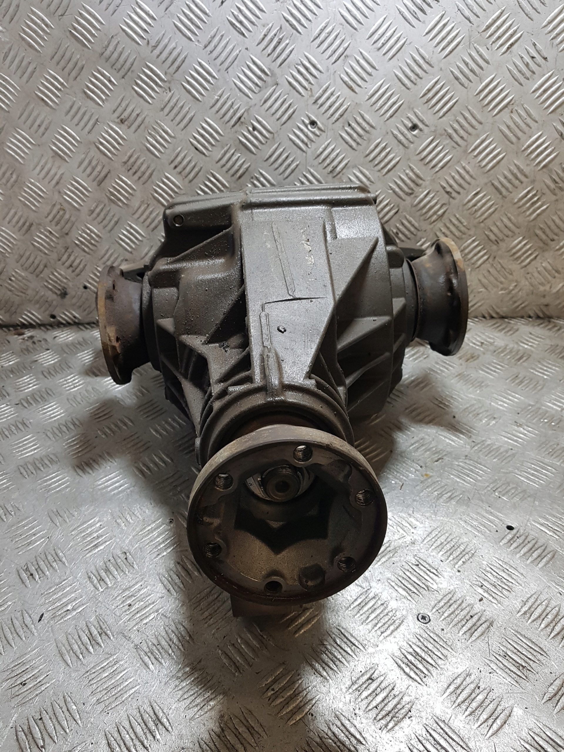differenciál hátsó AUDI Q7 4460310019 4460310018