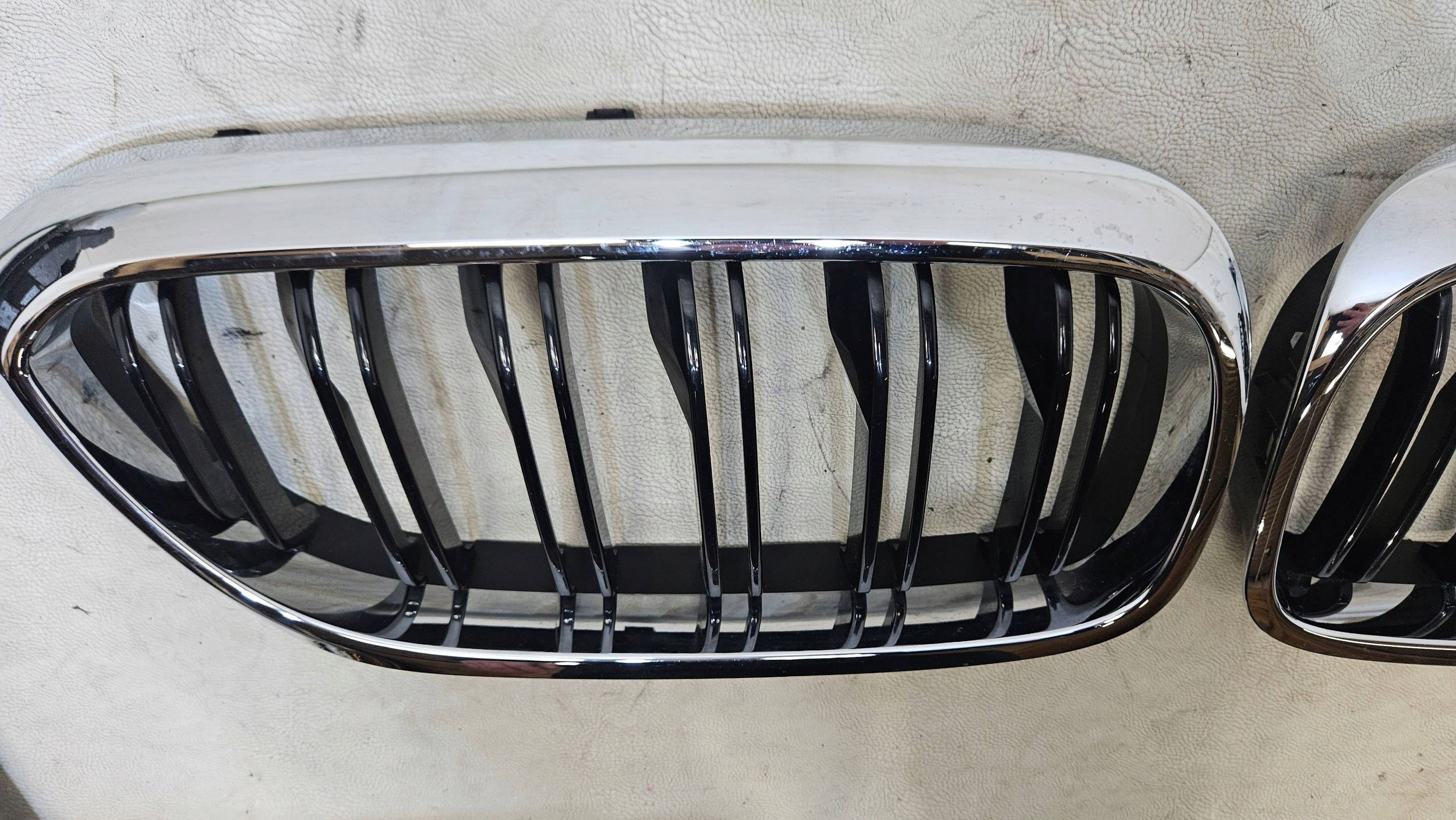 BMW 5 F90 Kühlergrill FRONTGRILL Kühlergitter 8063174 - Thumbnail 7