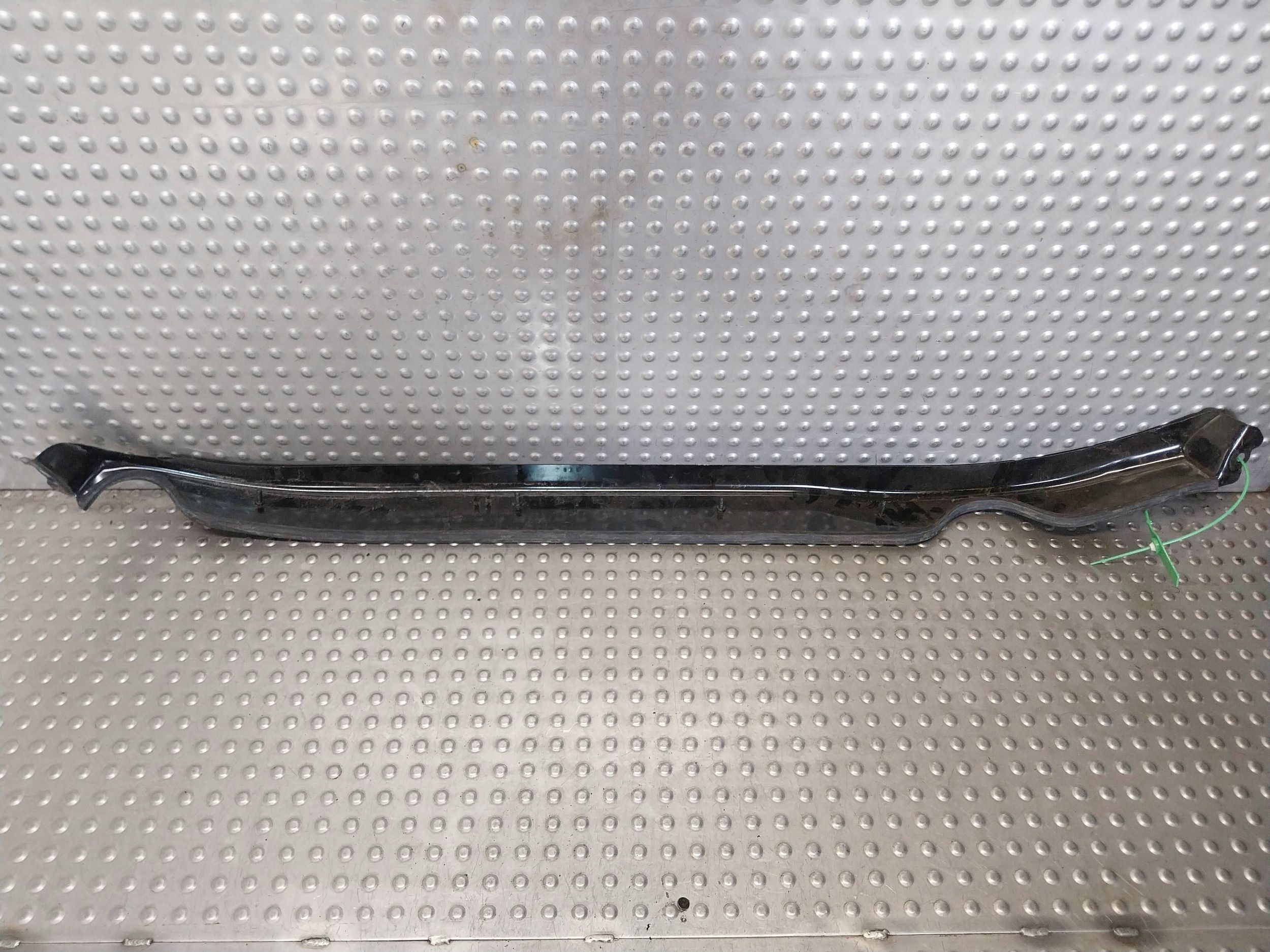 RYNNA Sous vitre 5G0805275B VW GOLF VII