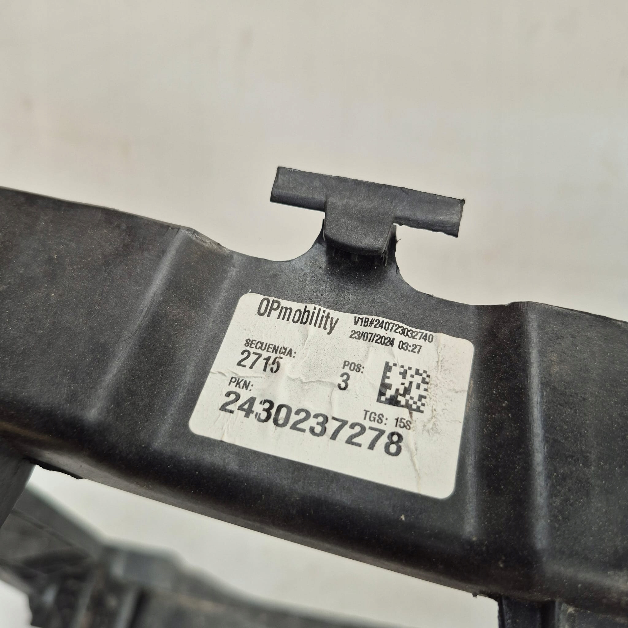 AUDI Q5 II 80A FY 16- support panel for radiators pillar front