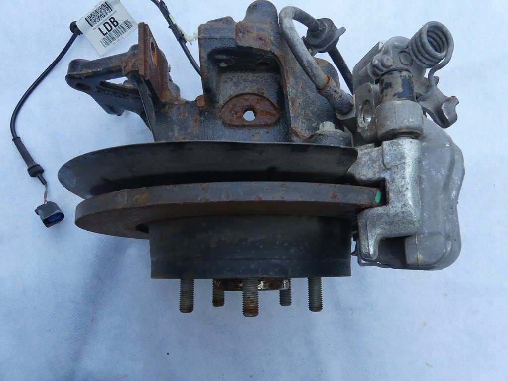 поворотный кулак, цапфа FORD KUGA Escape 12-16 MK2 зад ступица