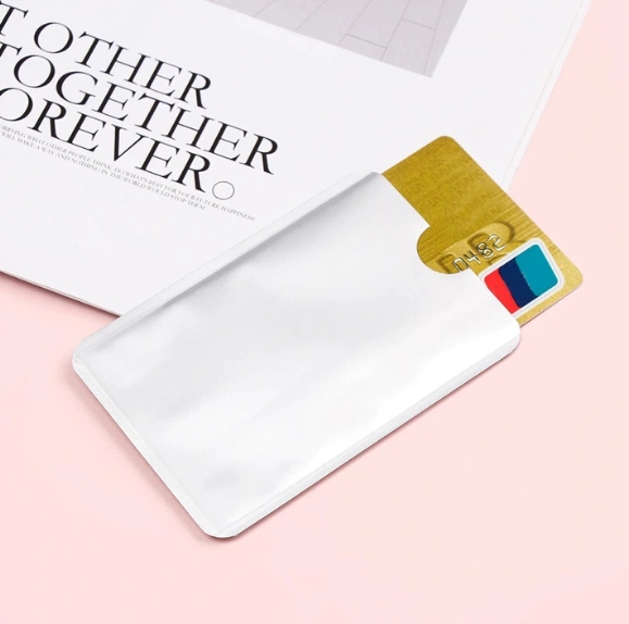 ETUI ANTYKRADZIEŻOWE OCHRONA KARTY RFID Marka Finess