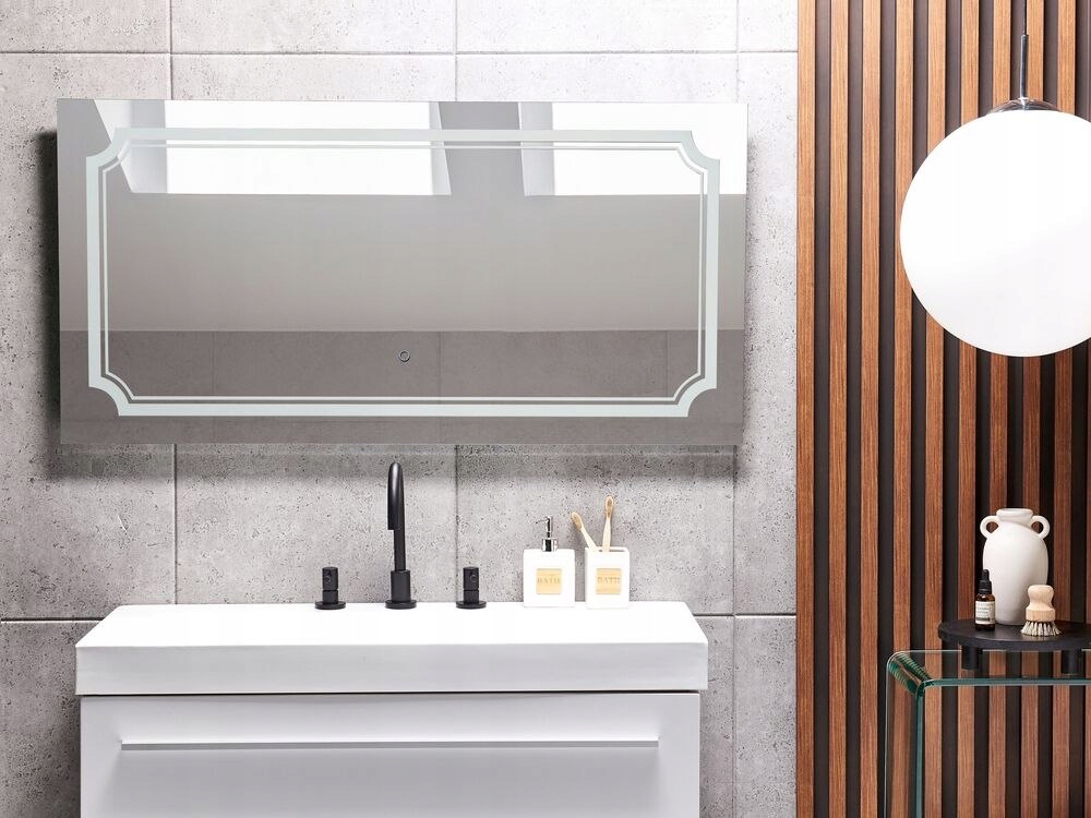 Lustro ścienne LED 120 x 60 cm srebrne ARROMACHNES Kształt prostokąt