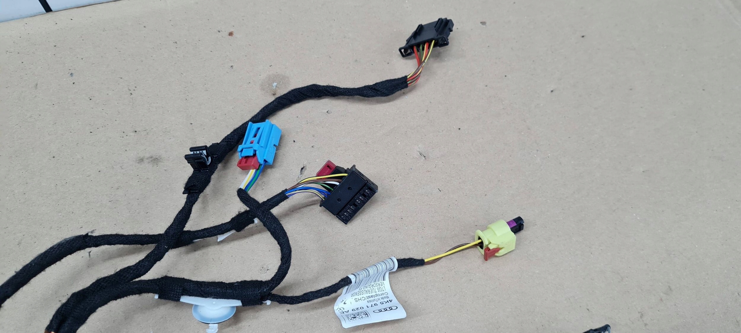 A6 C8 4K bundle wiring door left left front 4K5971029AE