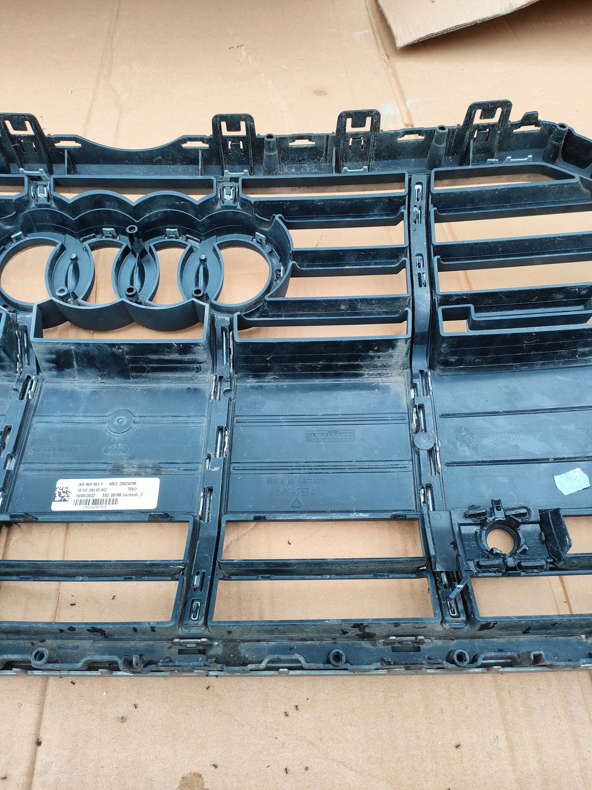 ! Grille 4K0853651F 4K0853653F Audi A6 C8 Chrom
