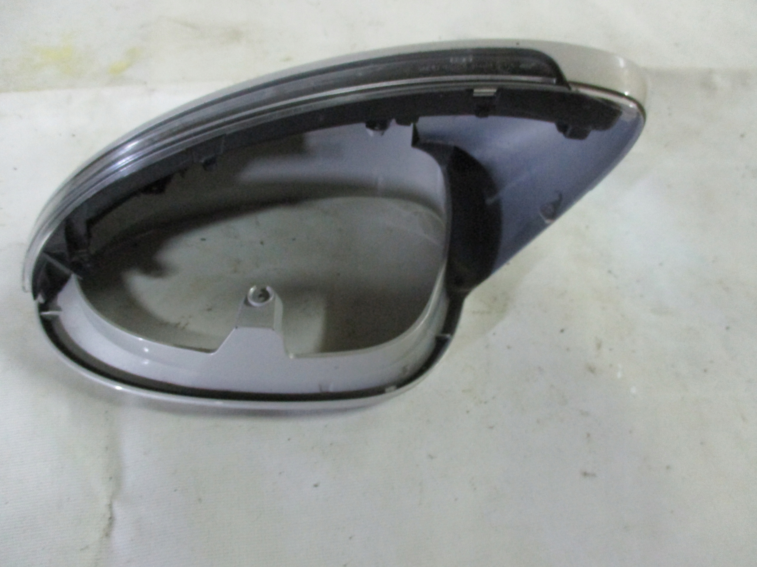 cover mirrors right Porsche Cayenne 2018r- 9Y1857528A