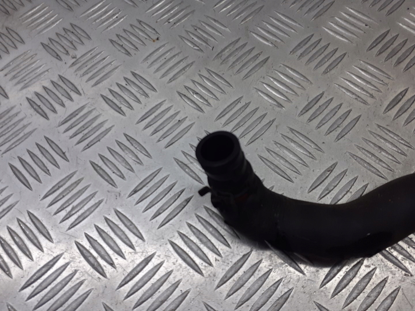 PRZEWÓD RURKA ODMY TOYOTA AYGO 1.0 Jakość części (zgodnie z GVO) O - oryginał z logo producenta pojazdu (OE)