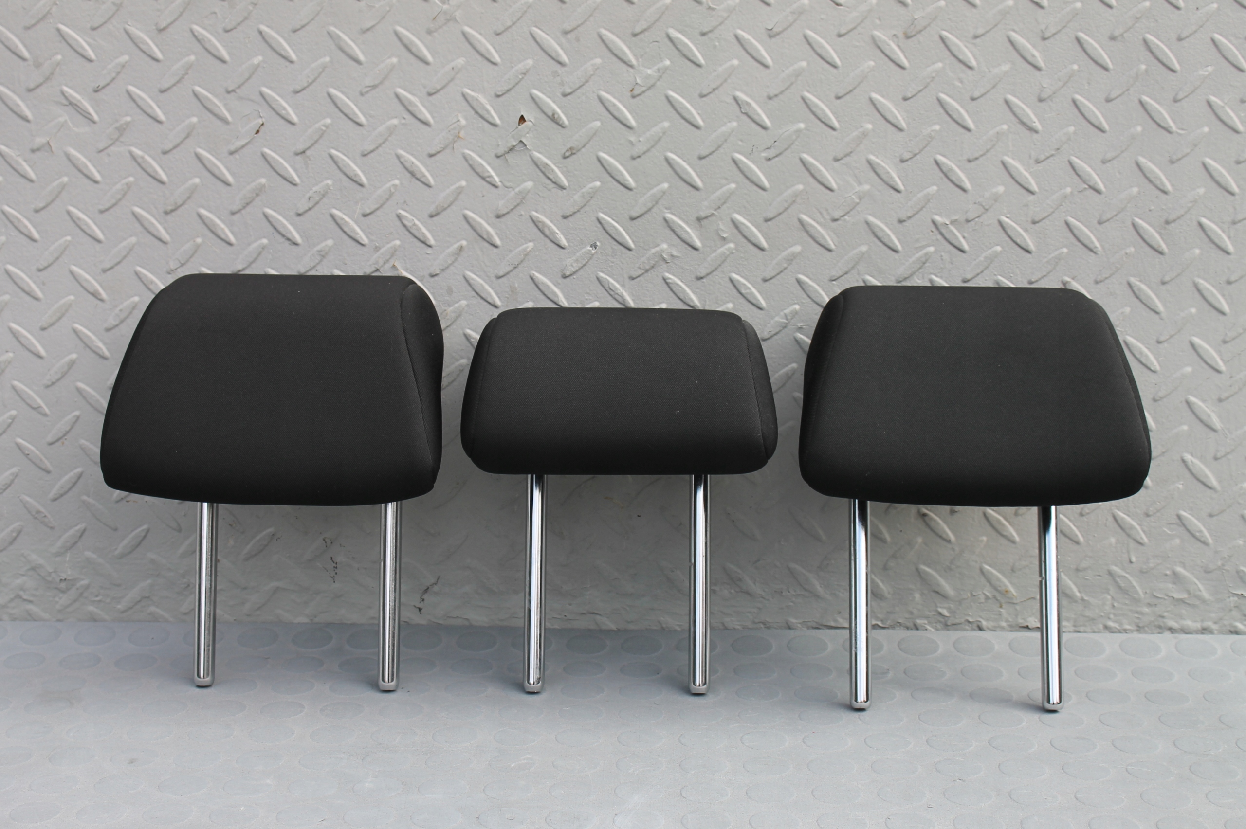 ПІДГОЛІВНИК ЗАДНЬОГО СИДІННЯ MAZDA 2 DJ 14-20