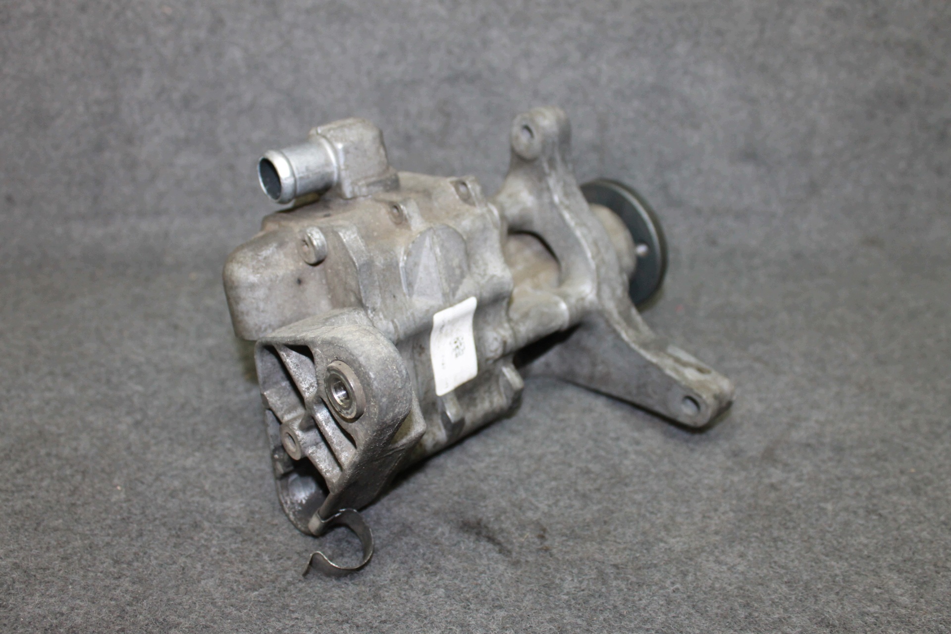 BMW X5 E70 3.0D 4.0D N57 Pompa servosterzo DYNAMIC DRIVE - 6796462 LF41