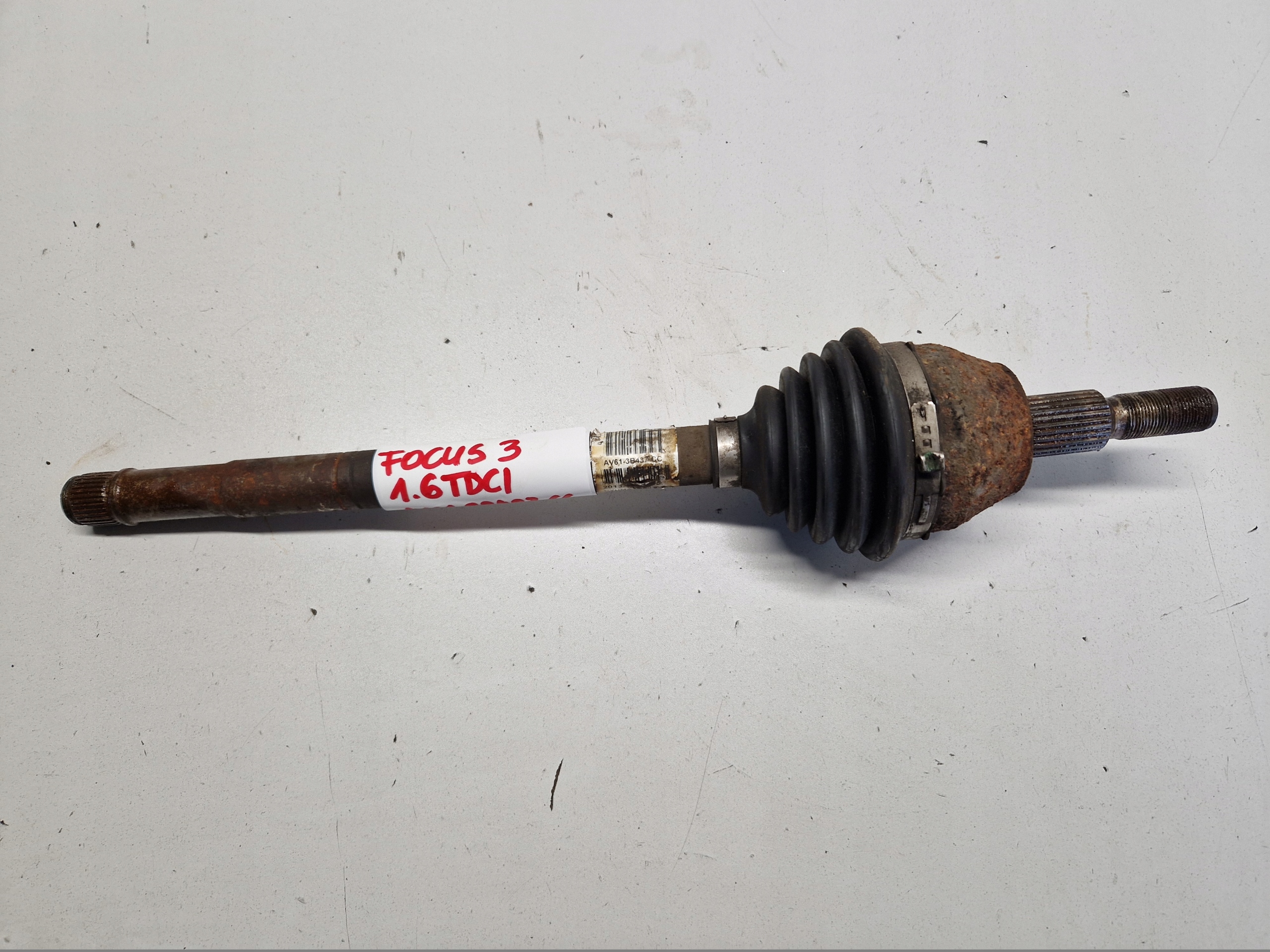 FOCUS MK3 1.6 TDCI semi-axis left short. AV61-3B437-CC