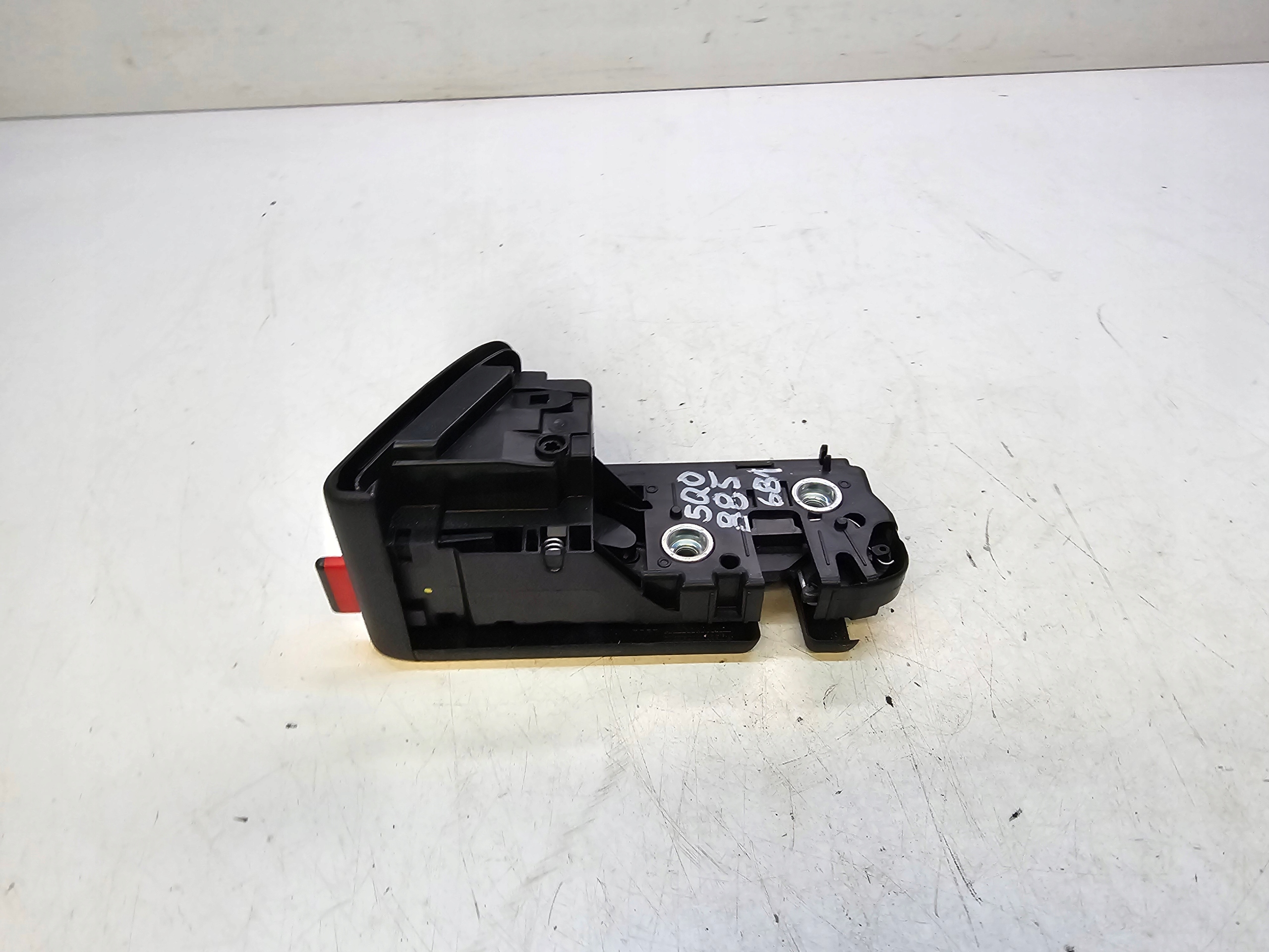 lock KANAPY left rear part AUDI A3 8V VW 5Q0881681