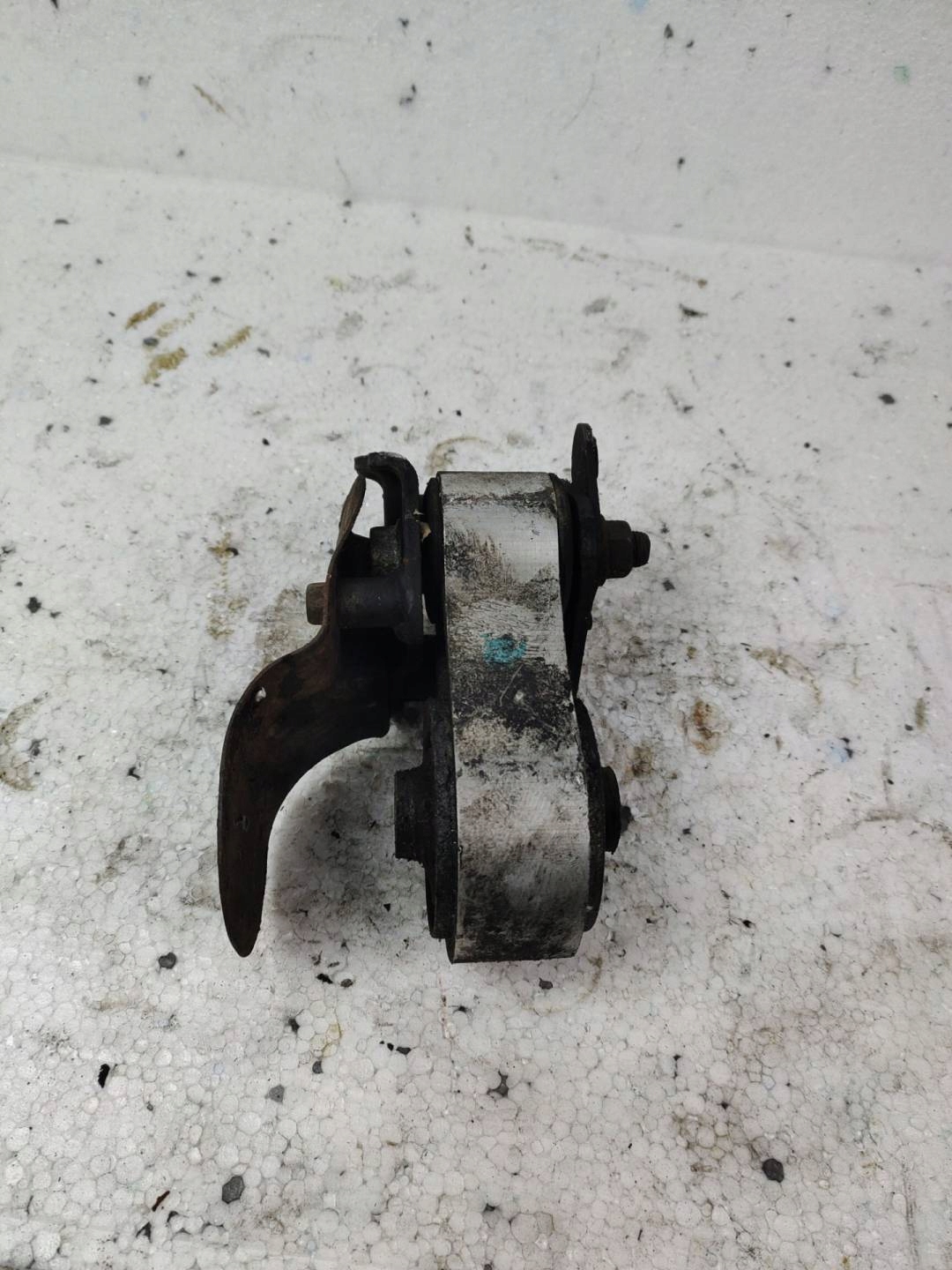 gearbox mount Mazda CX-9 2008