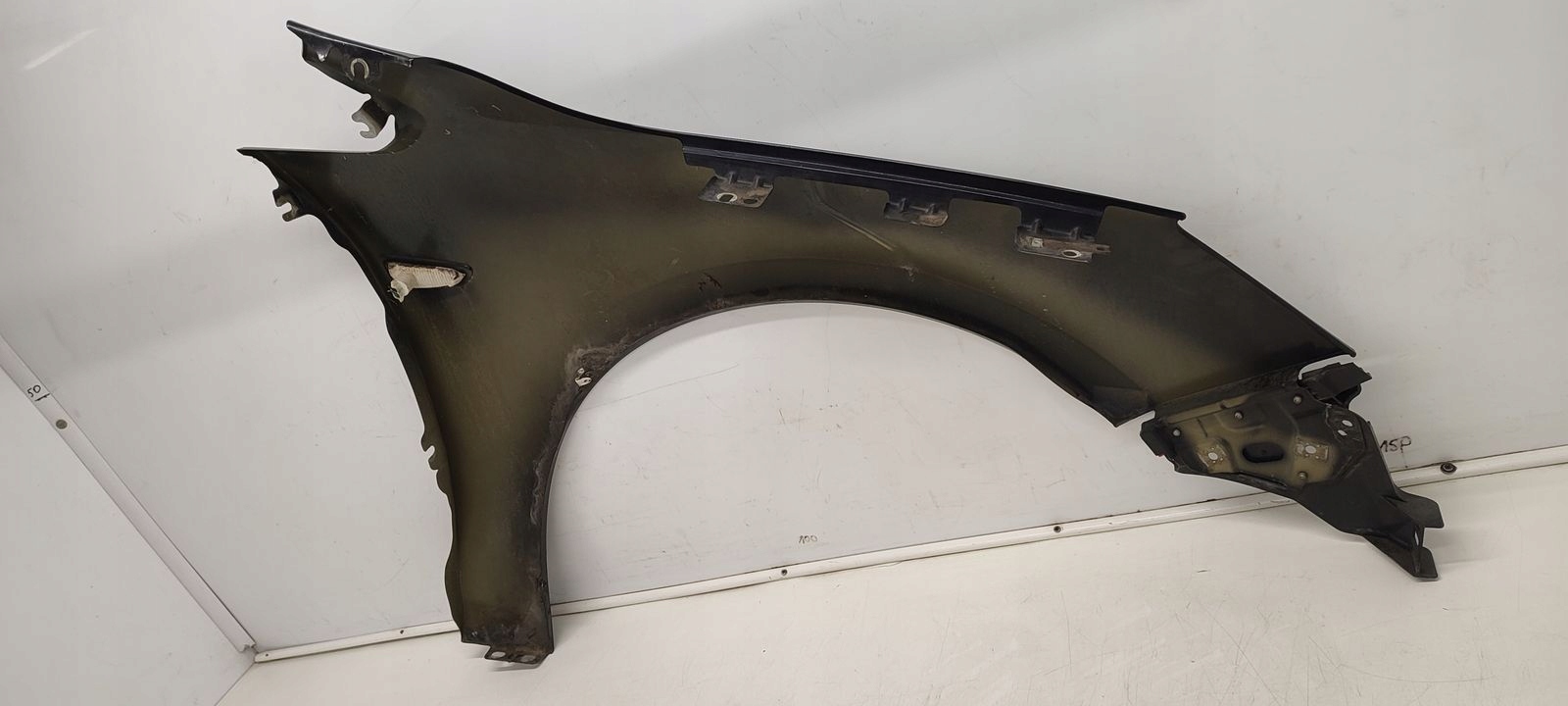 fender left front front Opel Astra J kombi Z20R