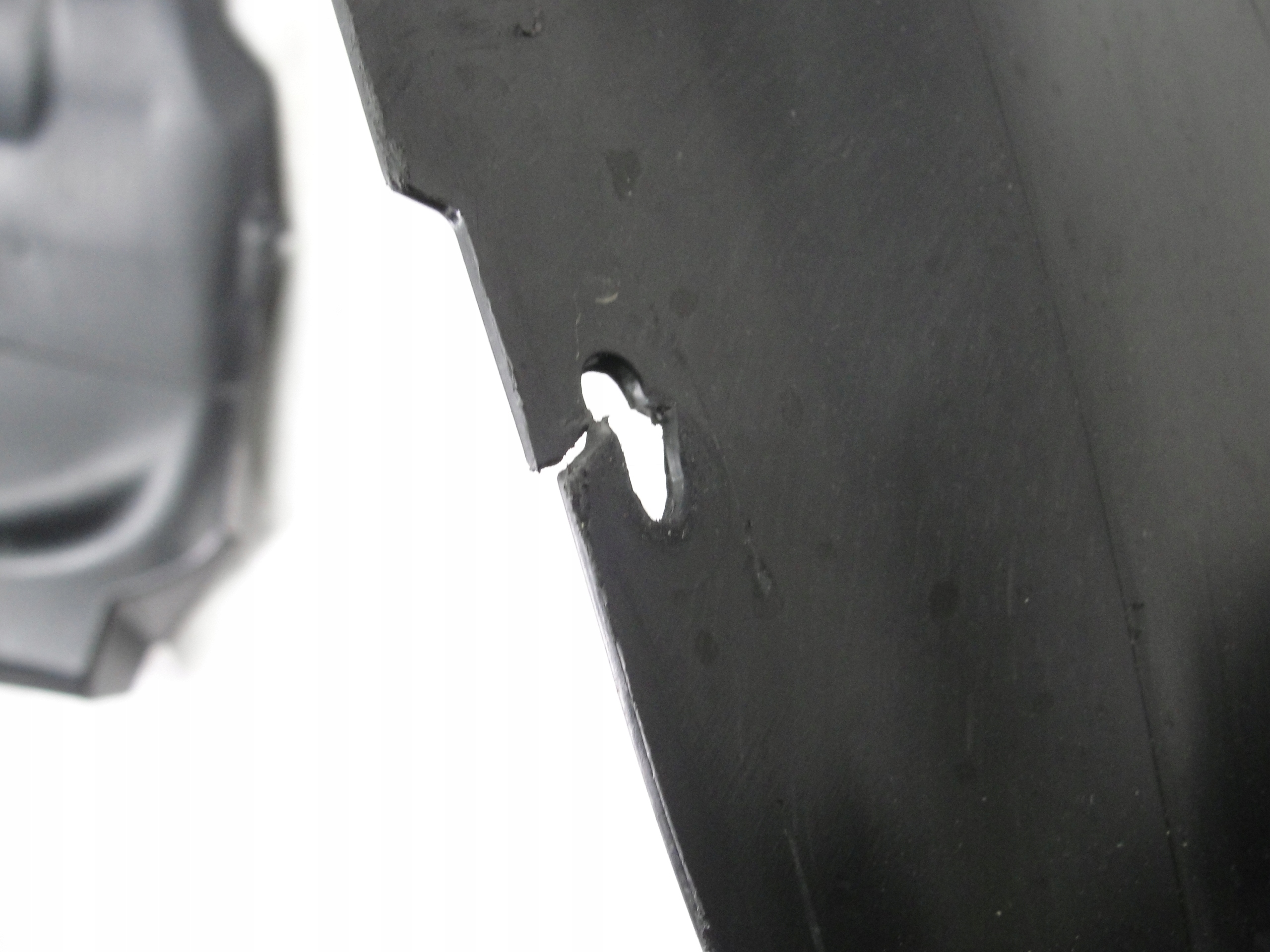 подкрылок перед правый SKODA SCALA 2019- 657809958