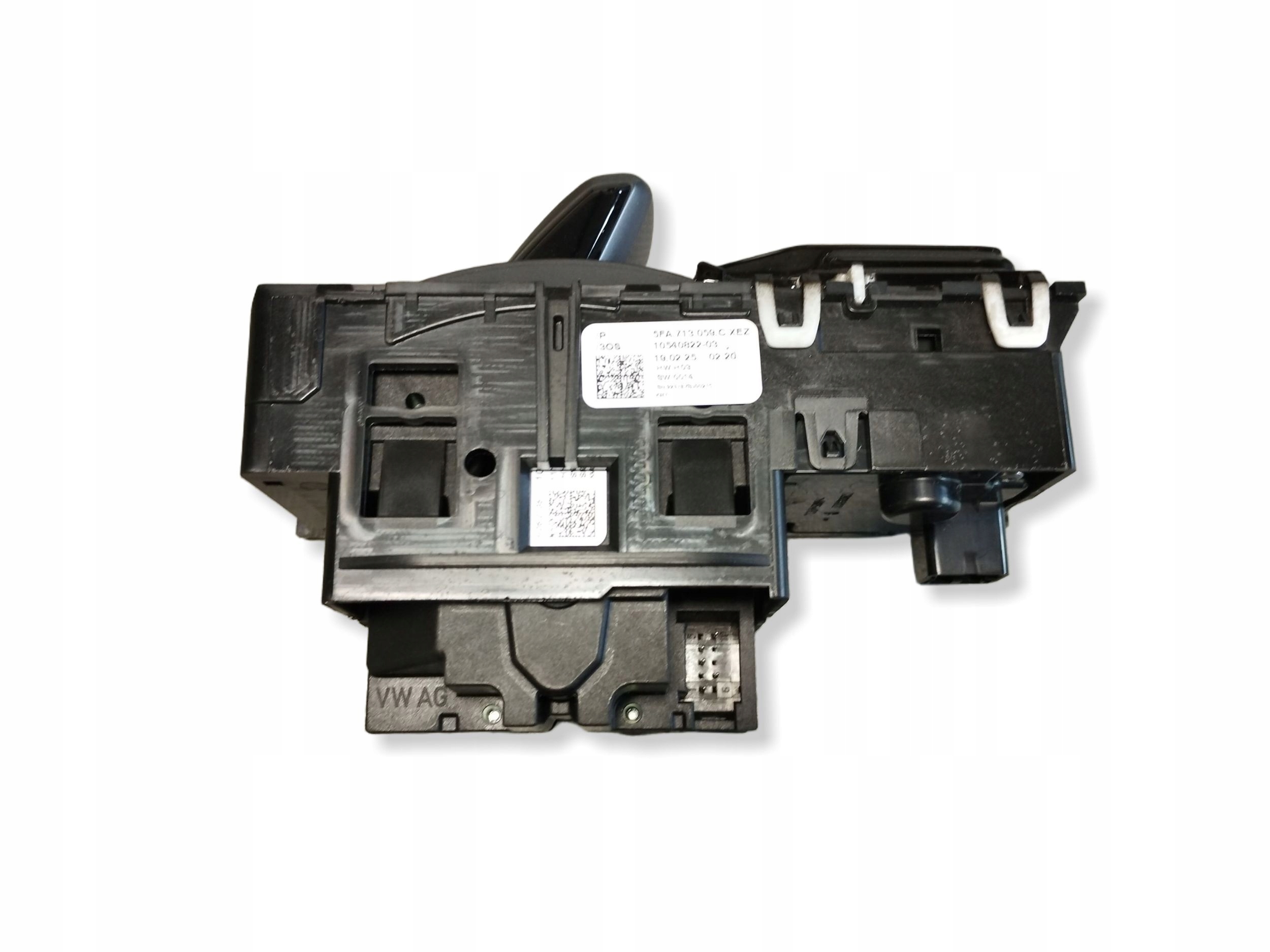 Cupra Formentor gear lever changes of the gear switch 5FA713059C
