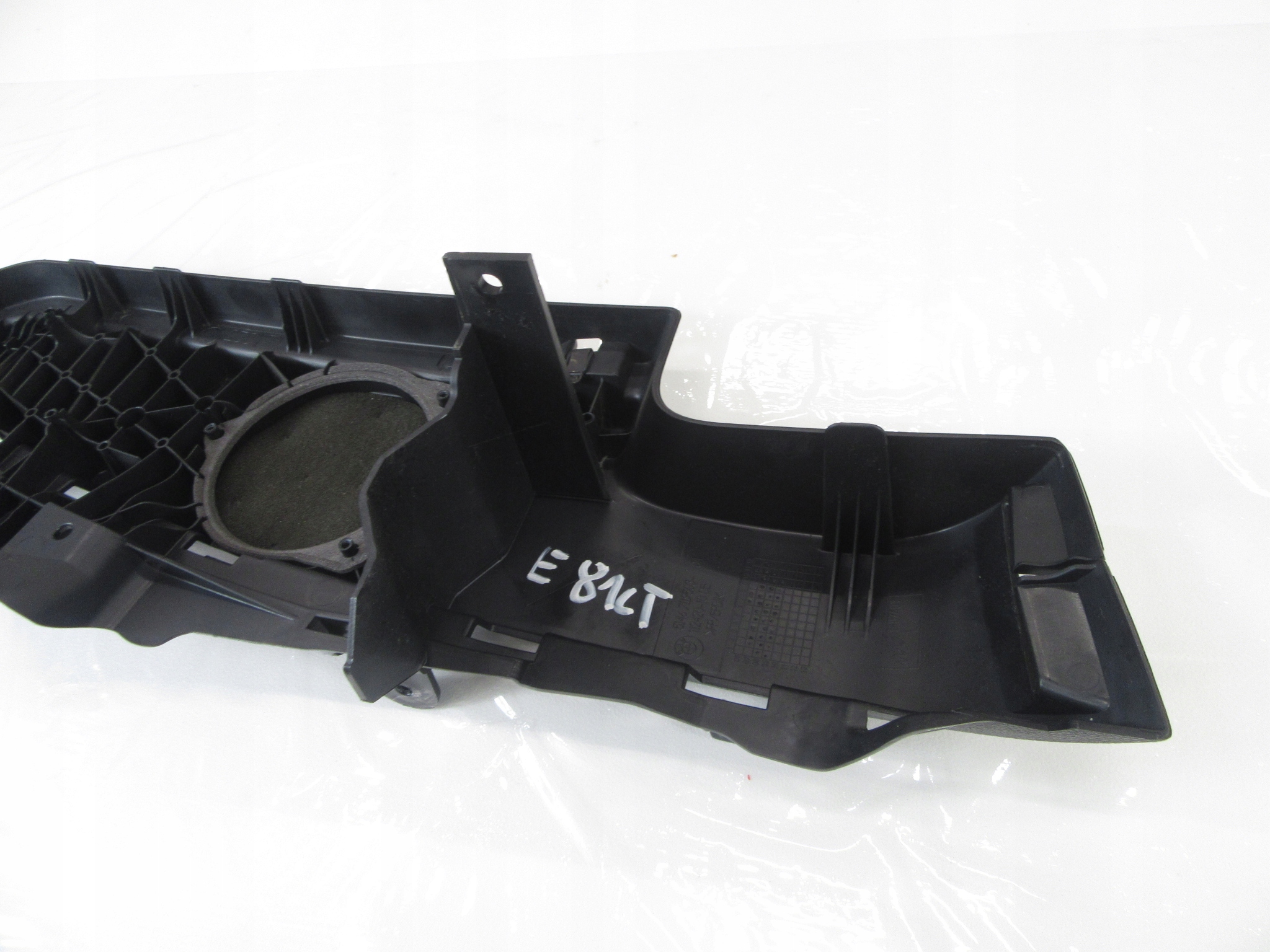 holder cover supports bracket polki left rear part boot BMW e81