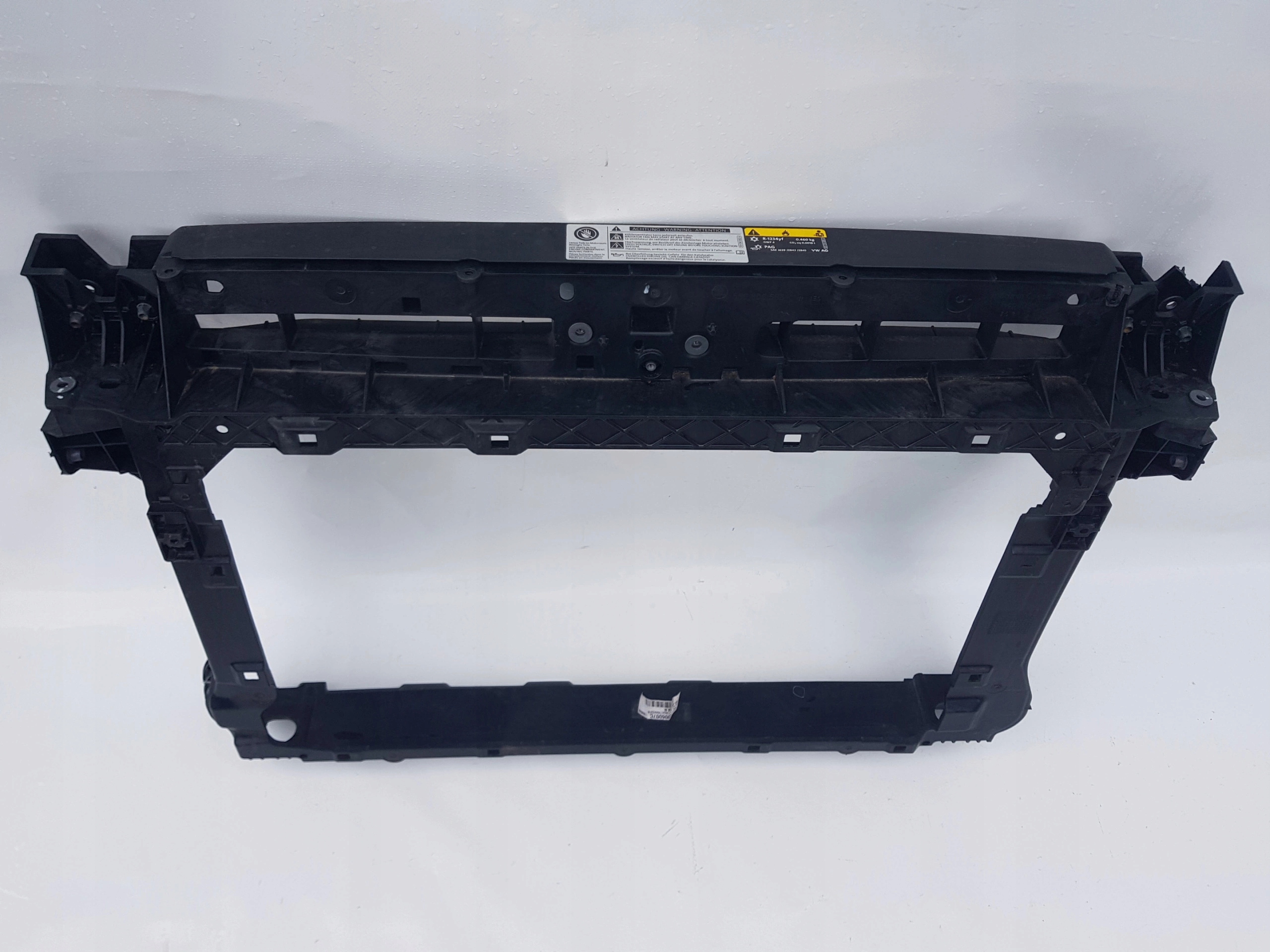 SKODA KODIAQ PAS PRZEDNI WZMOCNIENIE 565805588N Typ samochodu Samochody osobowe