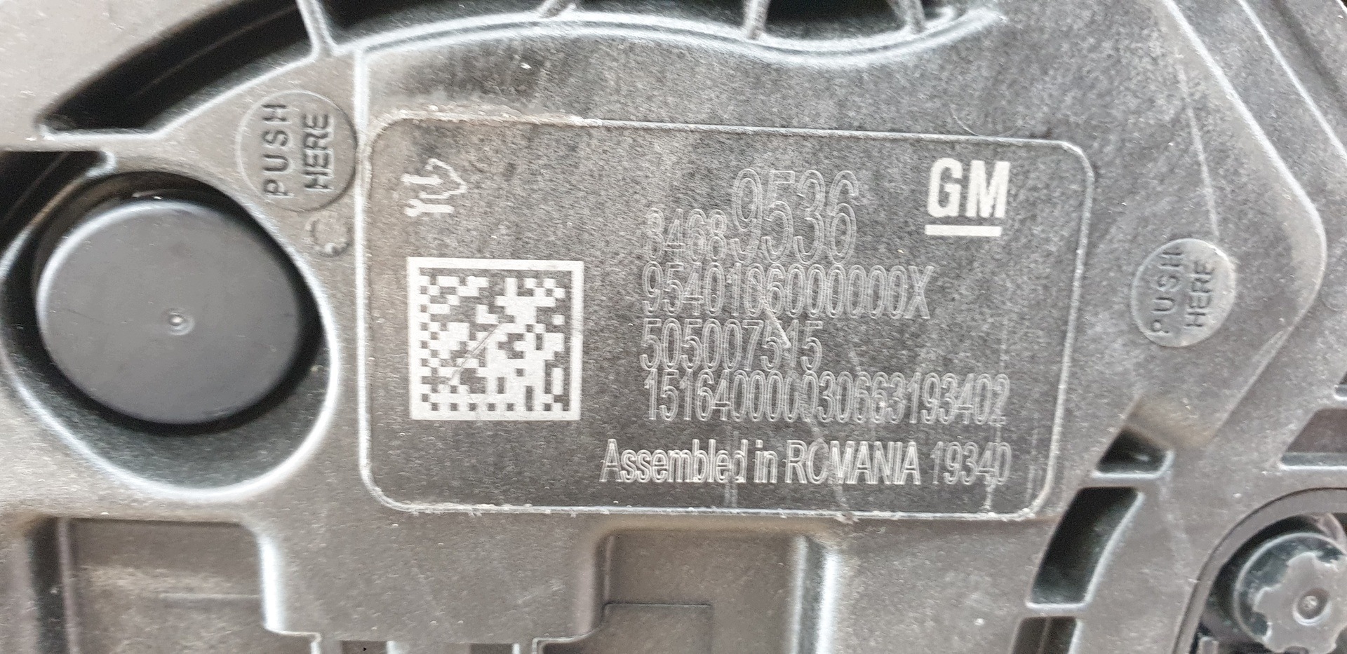 serbatoio MOCZNIKA ADBLUE OPEL ASTRA K 84689536 Pompa ZINTEGROWANA
