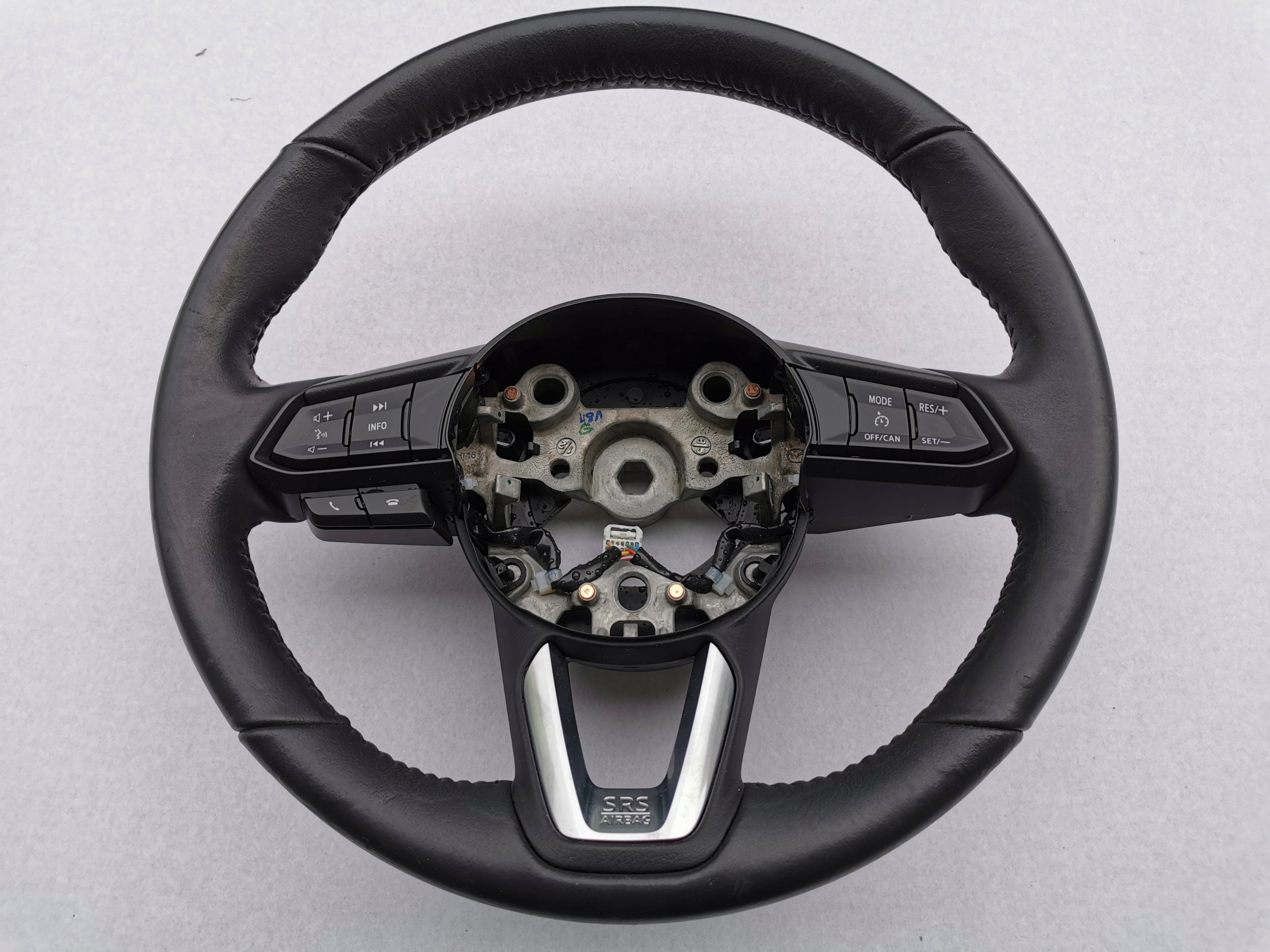 CX-3 KIEROWNICA SKÓRZANA MULTIFUNKCJA