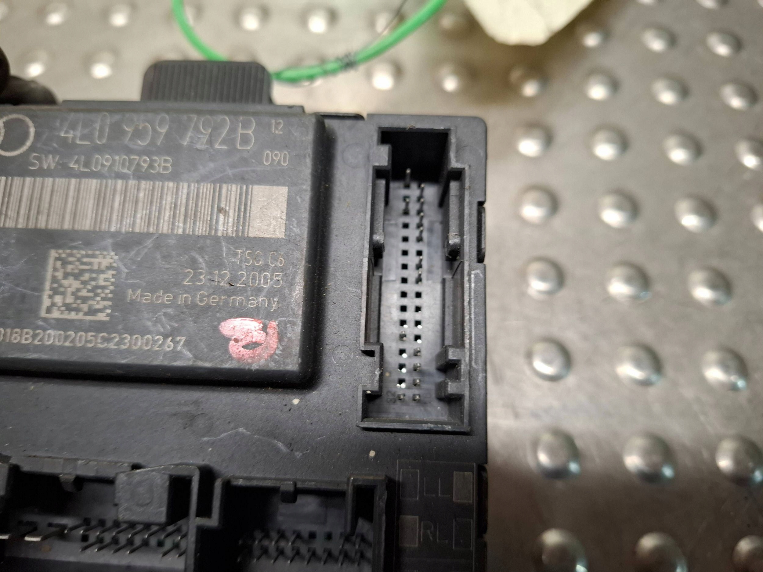 module control unit door left front 4L0959793B AUDI Q7 4L 05