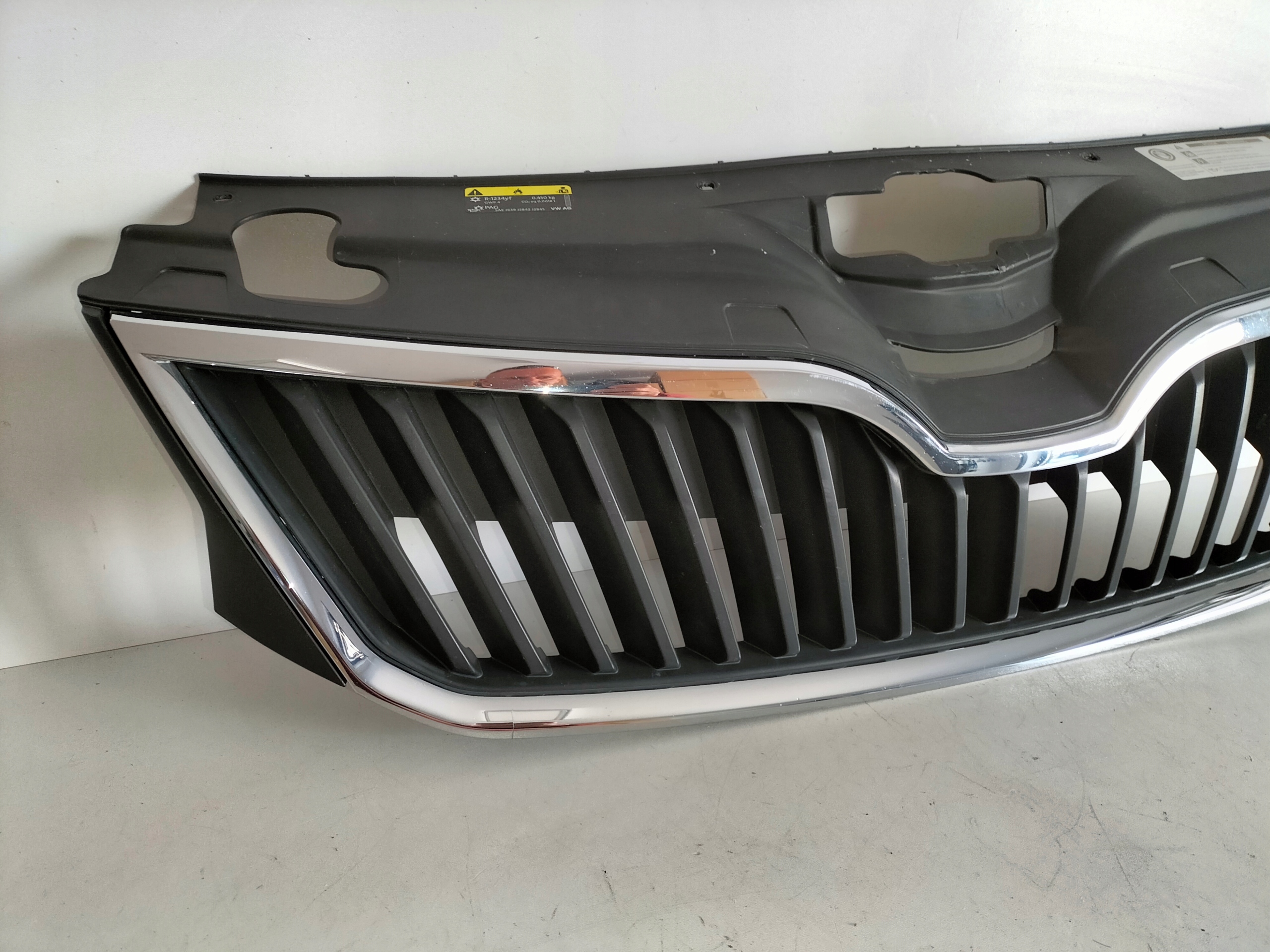 grille grid grill SKODA RAPID 12