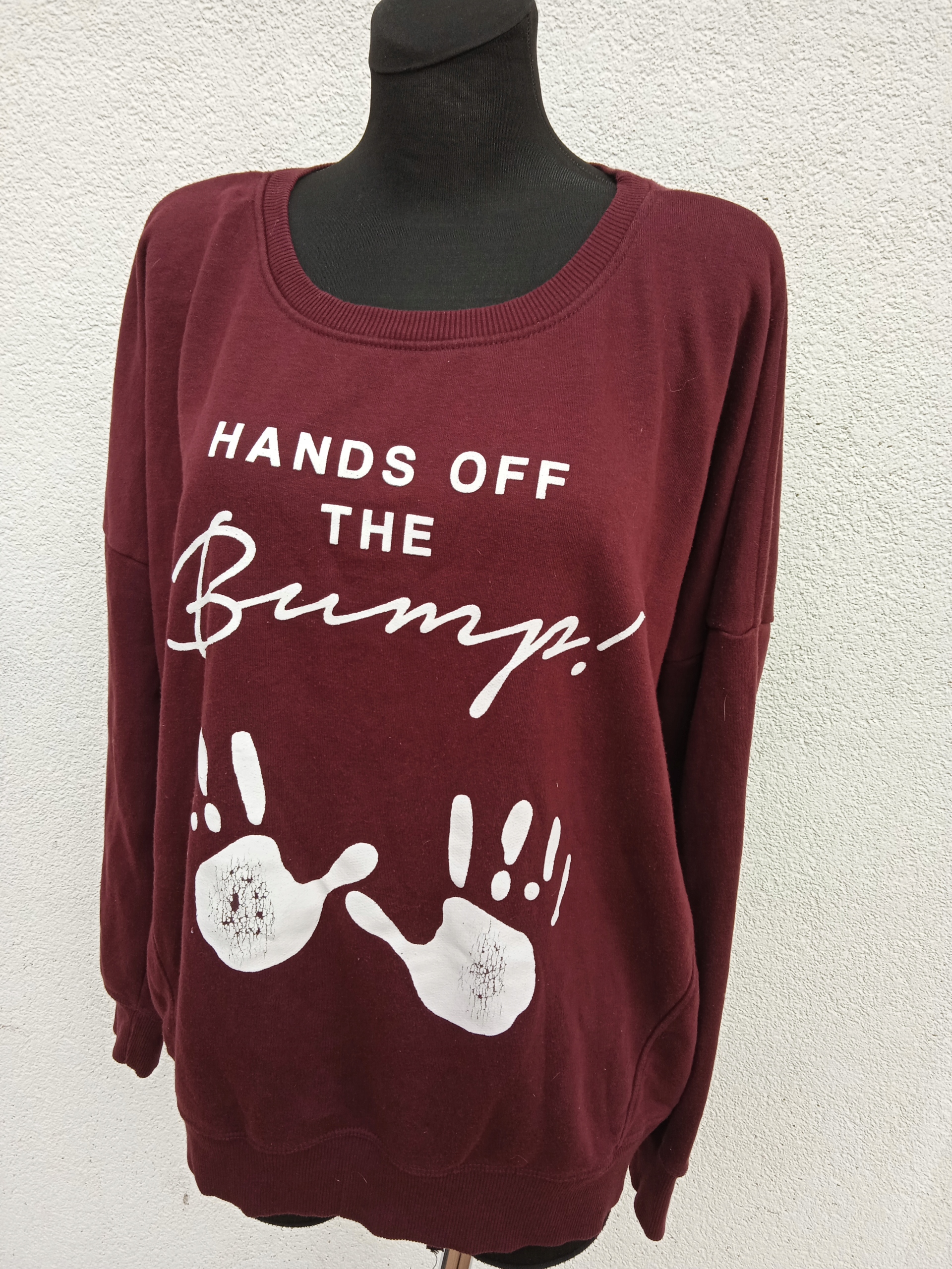 44 NEW LOOK MATERNITY LUŹNA BLUZA CIĄŻOWA Z NADRUKIEM